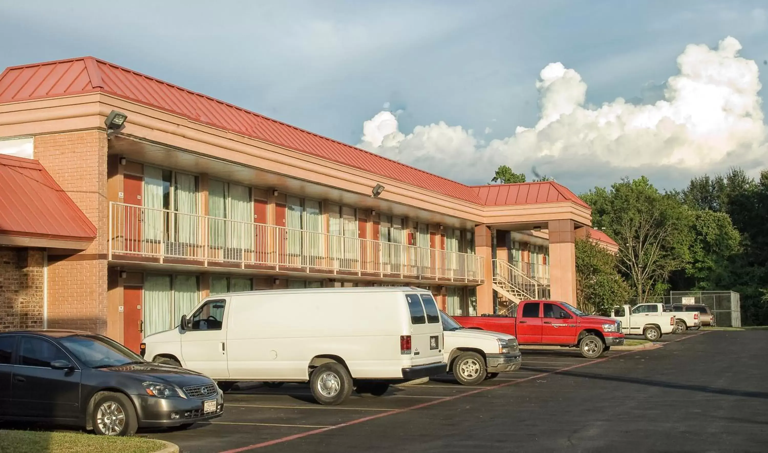 Property Building in Express Inn & Suites