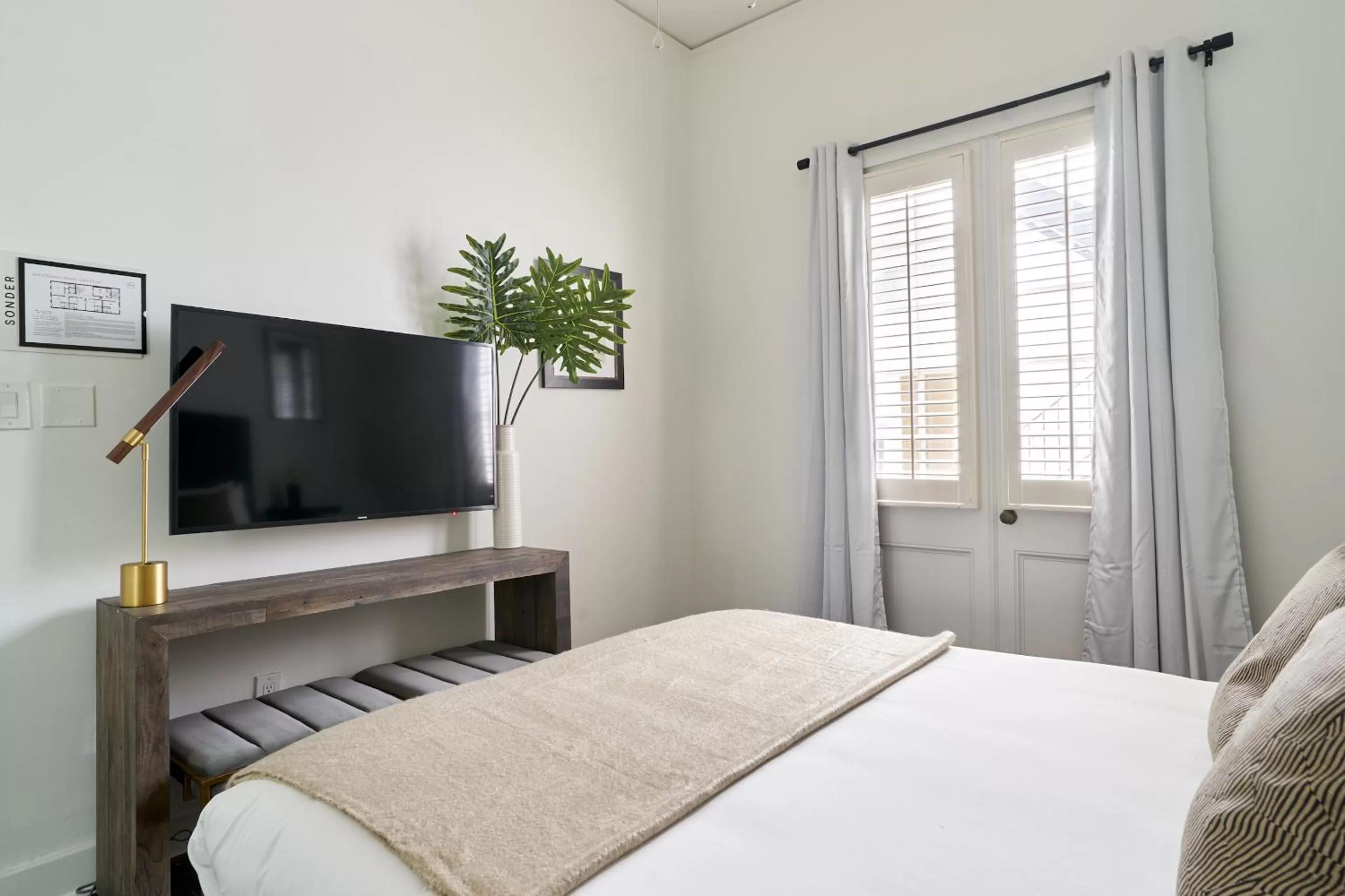 Living room, TV/Entertainment Center in Sonder St Helene