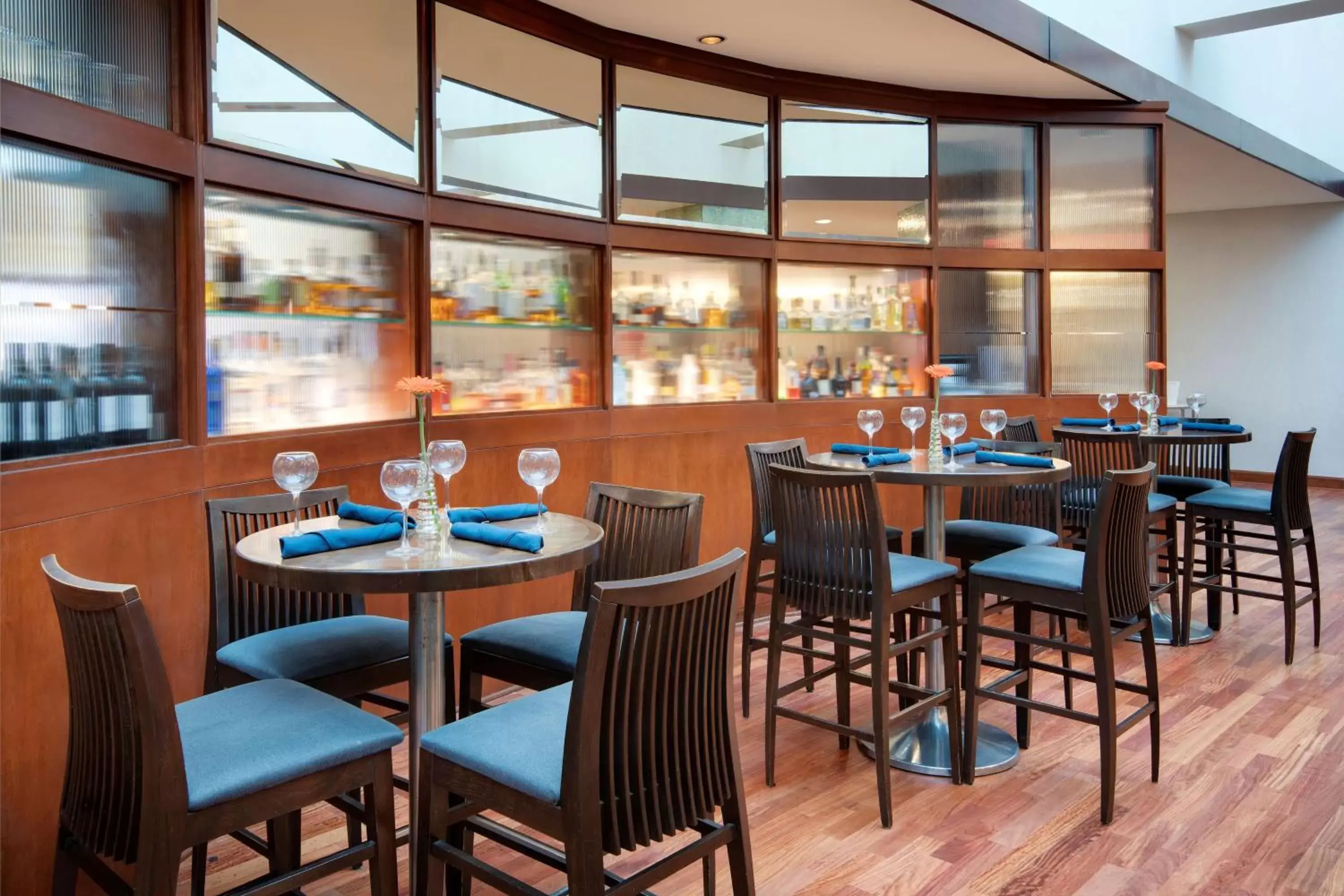 Restaurant/places to eat in Hyatt Regency Dulles Restaurant/places to eat in Hyatt Regency Dulles