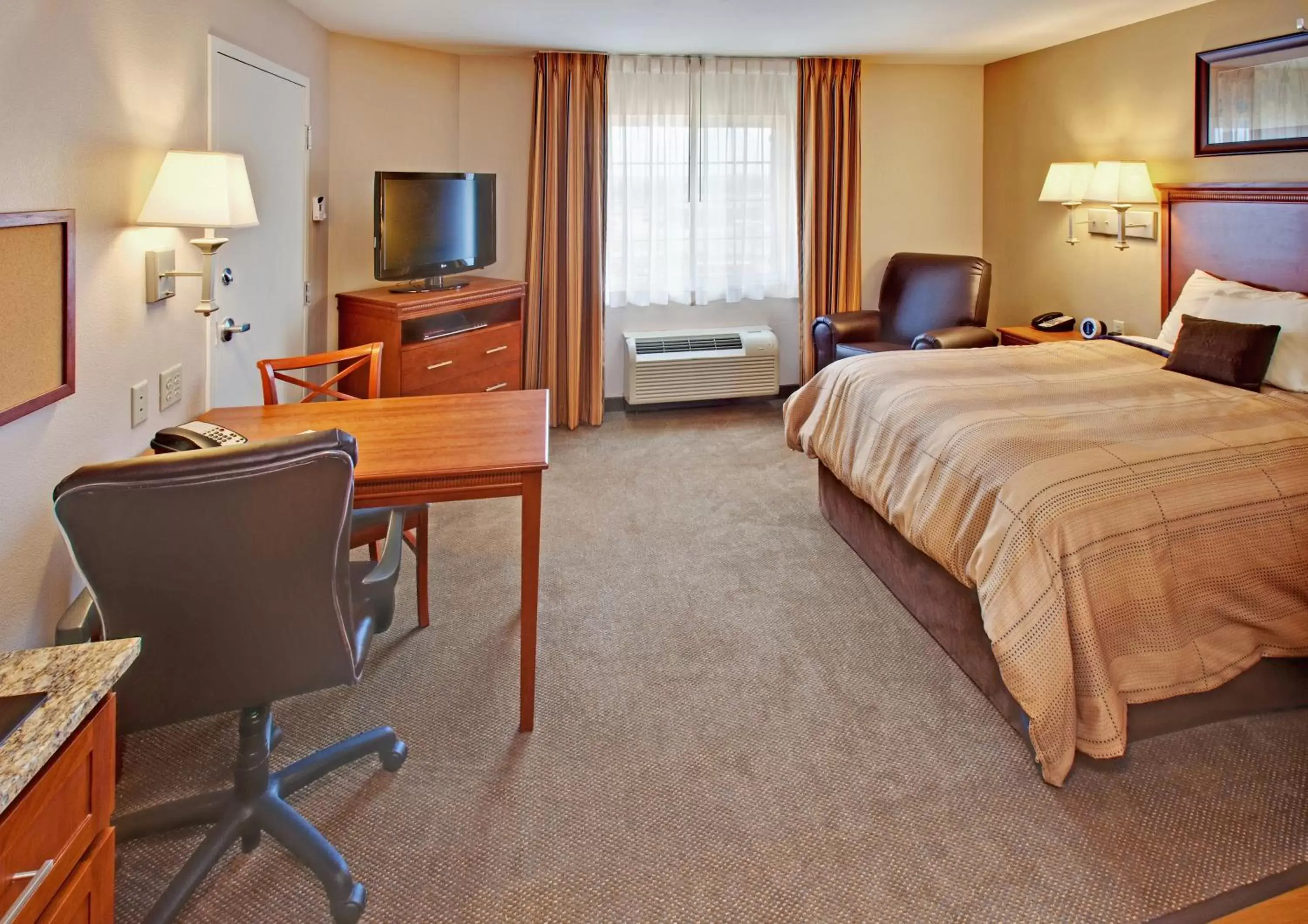 Standard Suite in Candlewood Suites Williston, an IHG Hotel