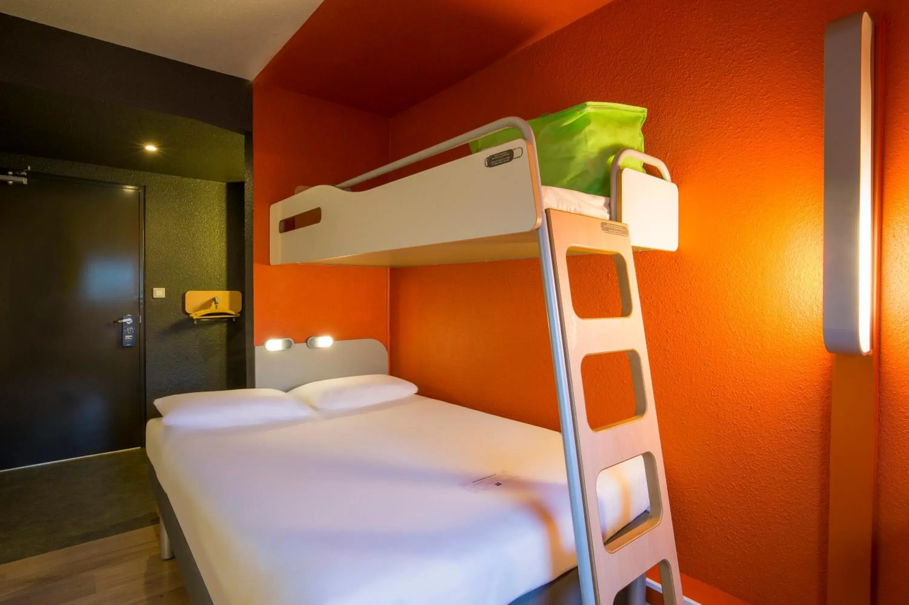 Bunk Bed in ibis budget Cergy Pierrelaye