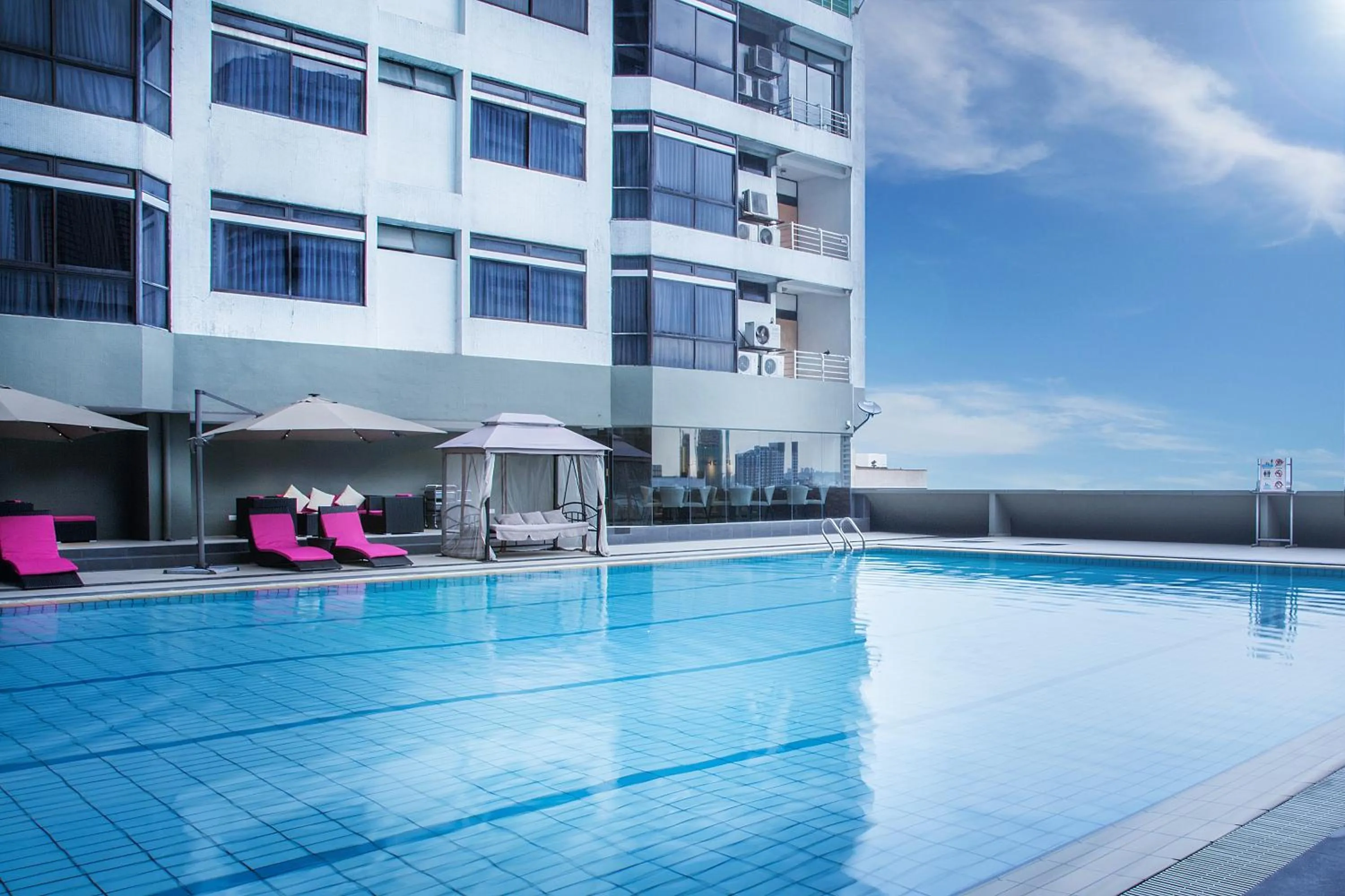 Swimming pool in Fahrenheit Suites Bukit Bintang, Kuala Lumpur