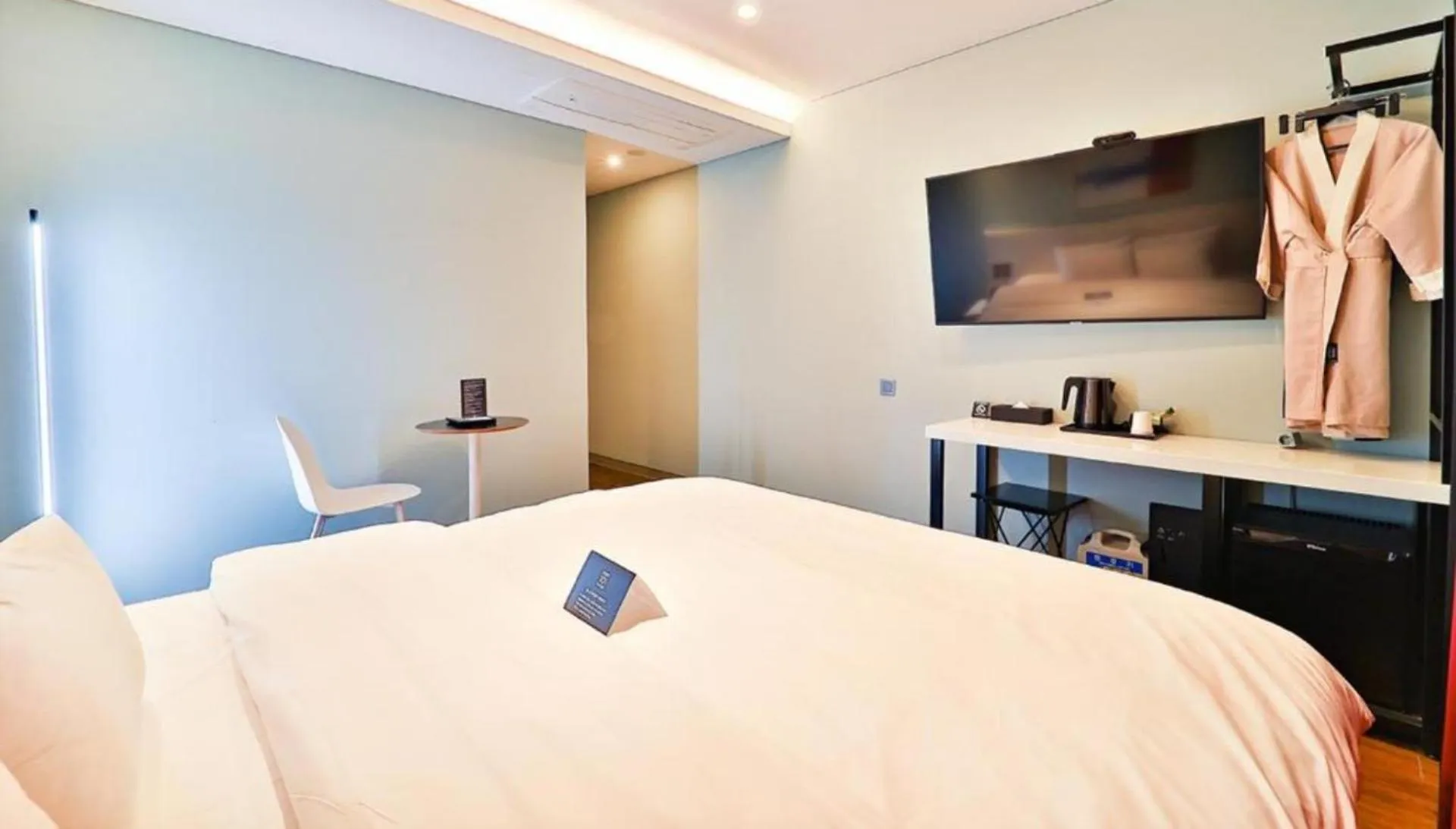 Bedroom, Bed in Zam101Hotel