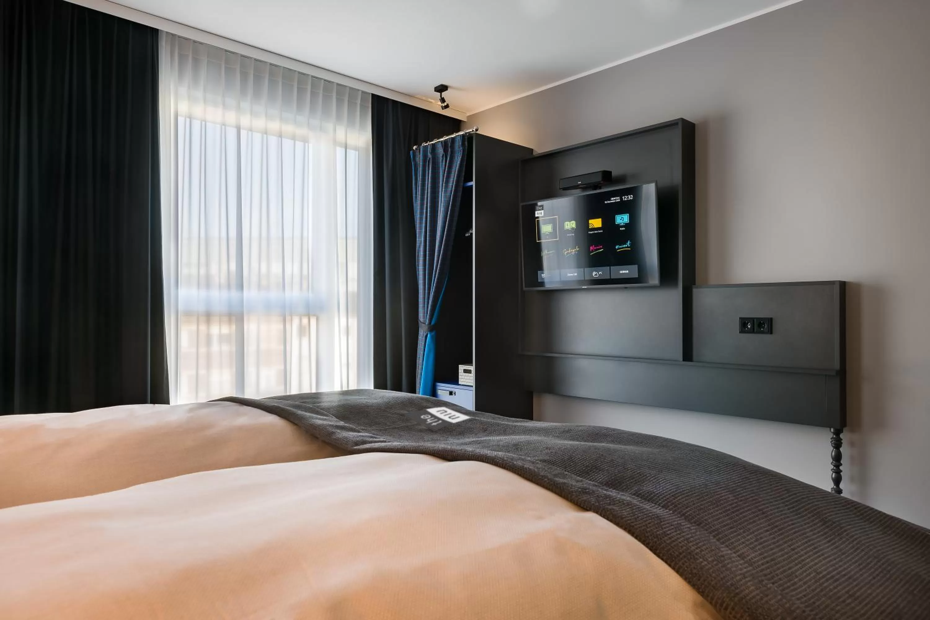 Bedroom, Bed in Holiday Inn - the niu, Square Mannheim by IHG