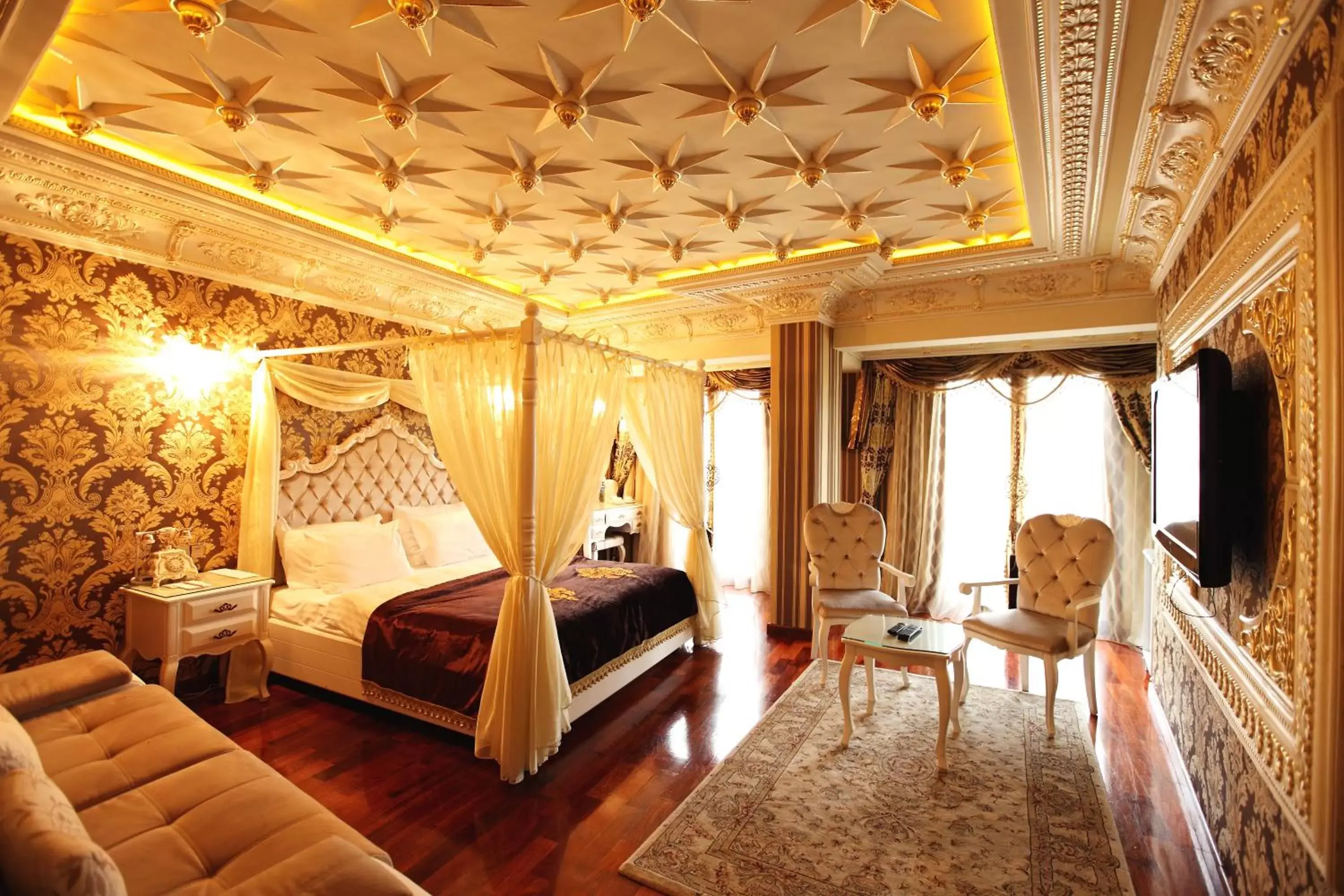 Day in Deluxe Golden Horn Sultanahmet Hotel