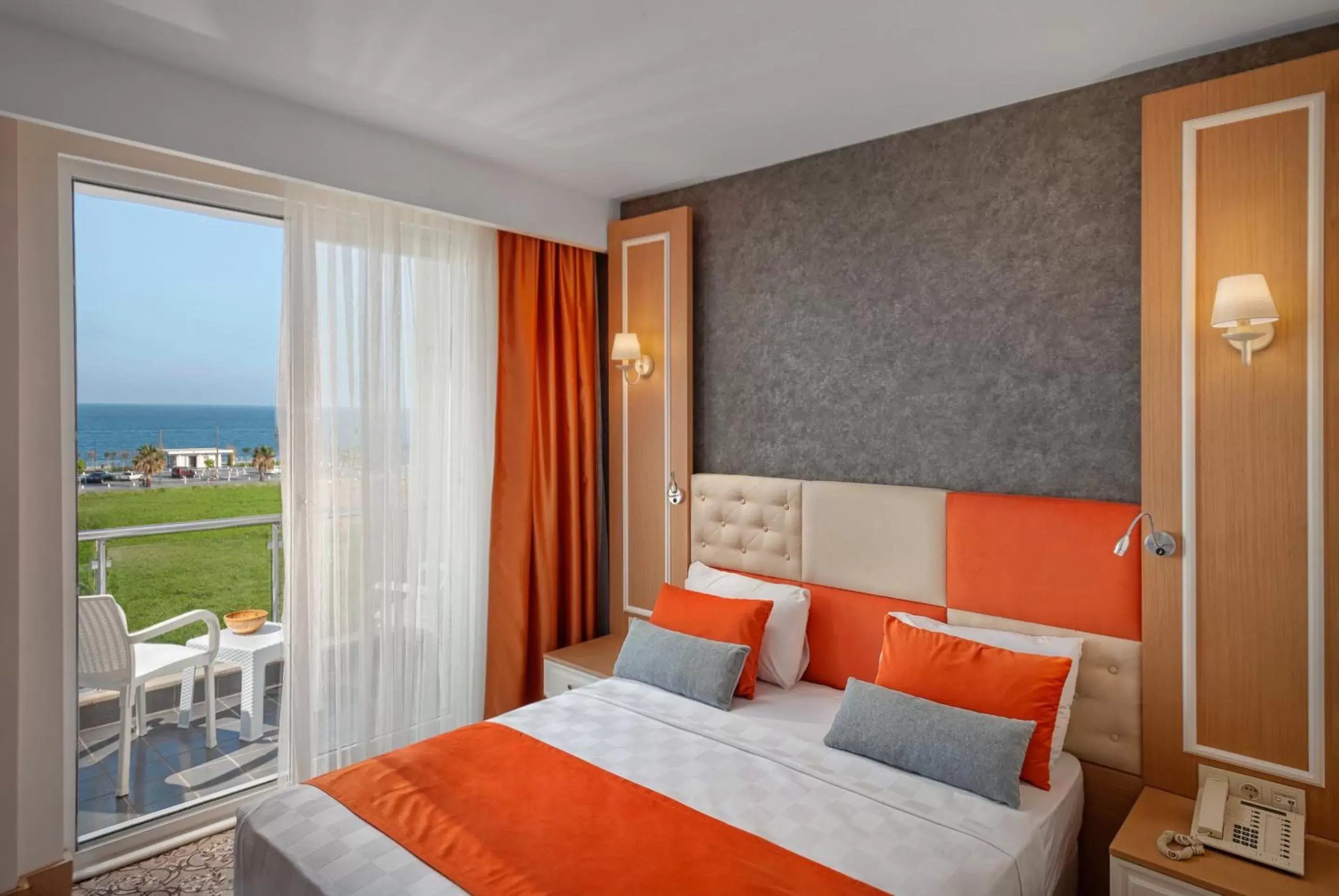 Bed in Golden Orange Hotel