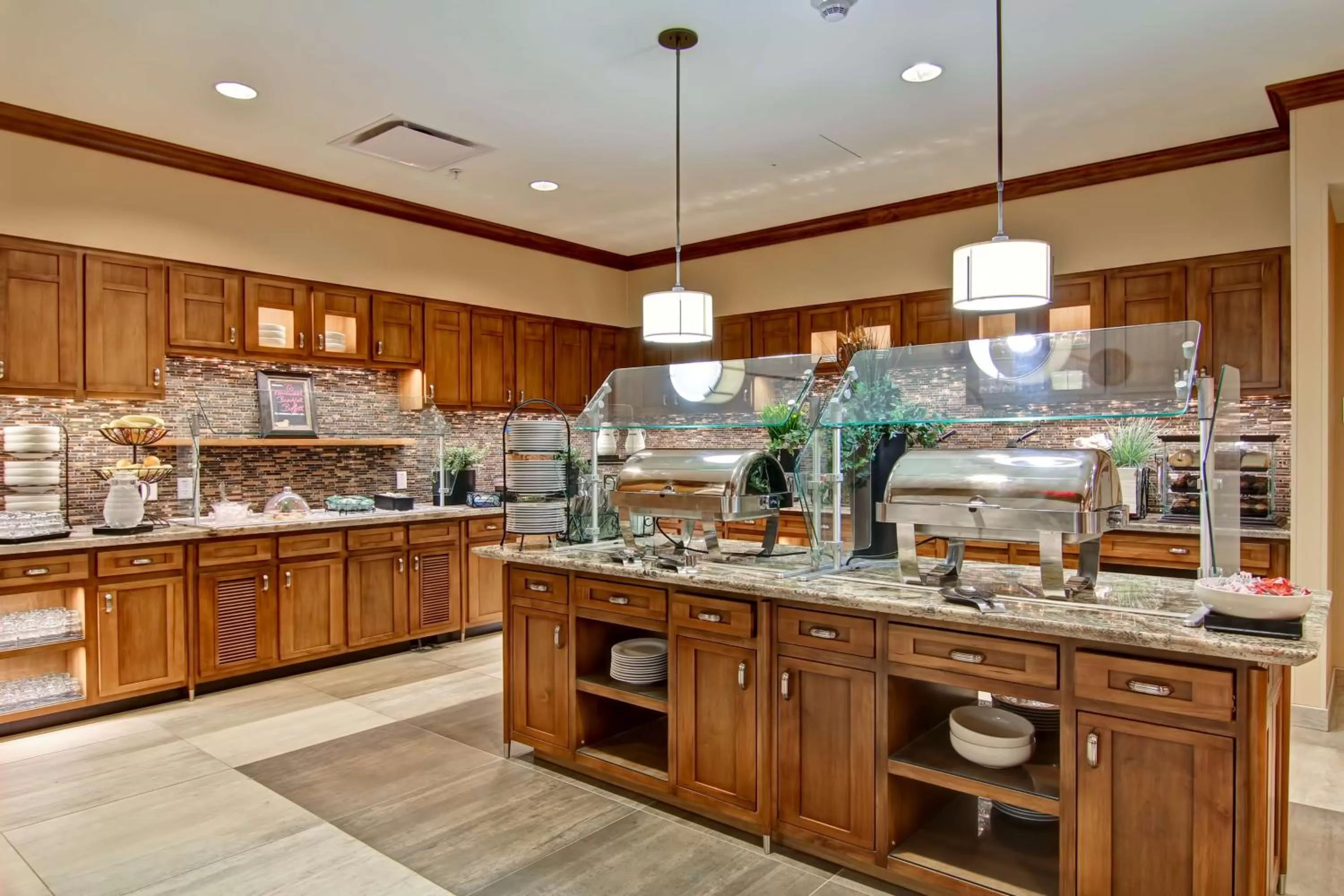 Dining area in Homewood Suites by Hilton Cincinnati-Downtown