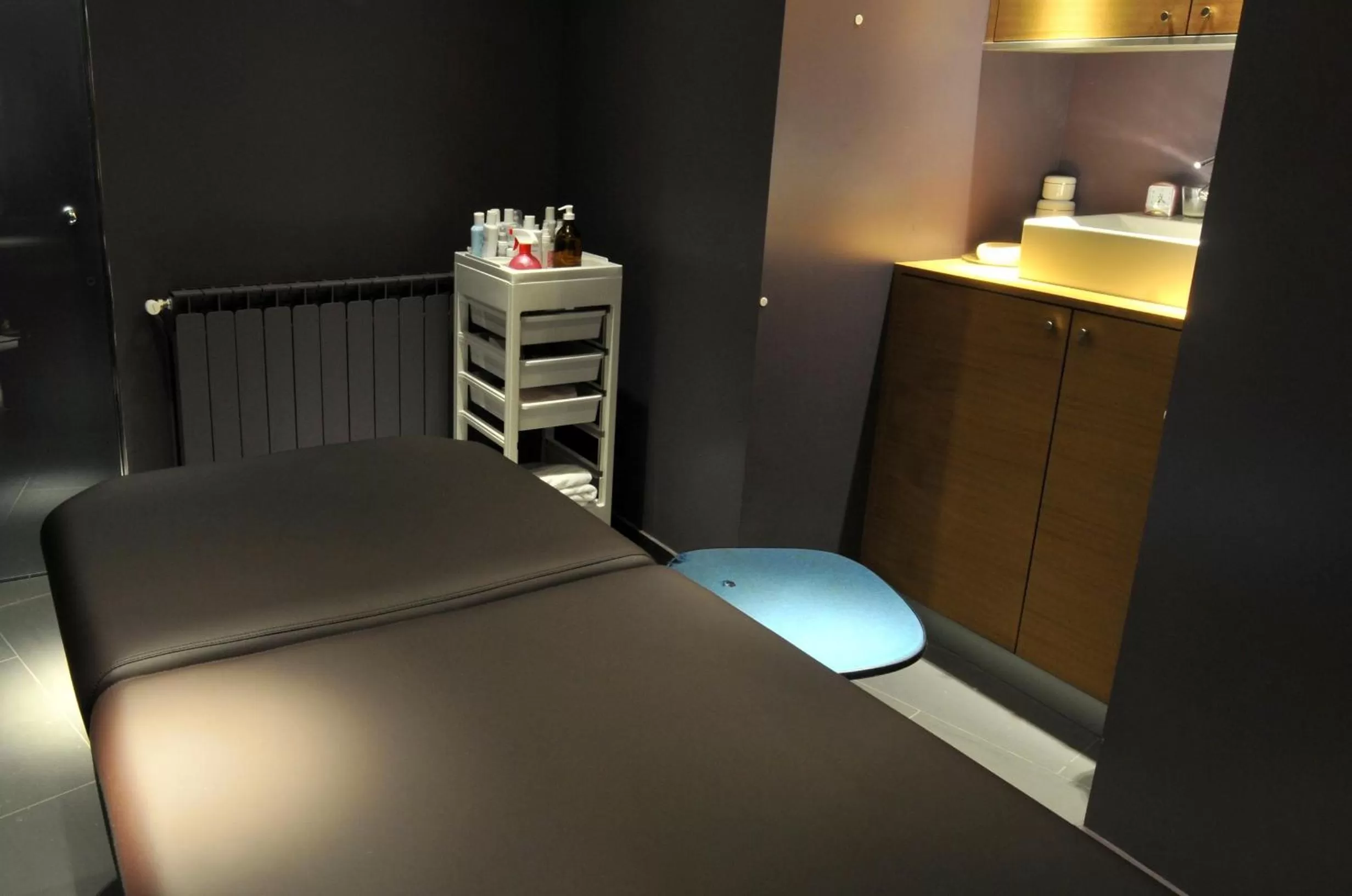 Spa and wellness centre/facilities, Bed in Hotel Restaurant Pessets & SPA