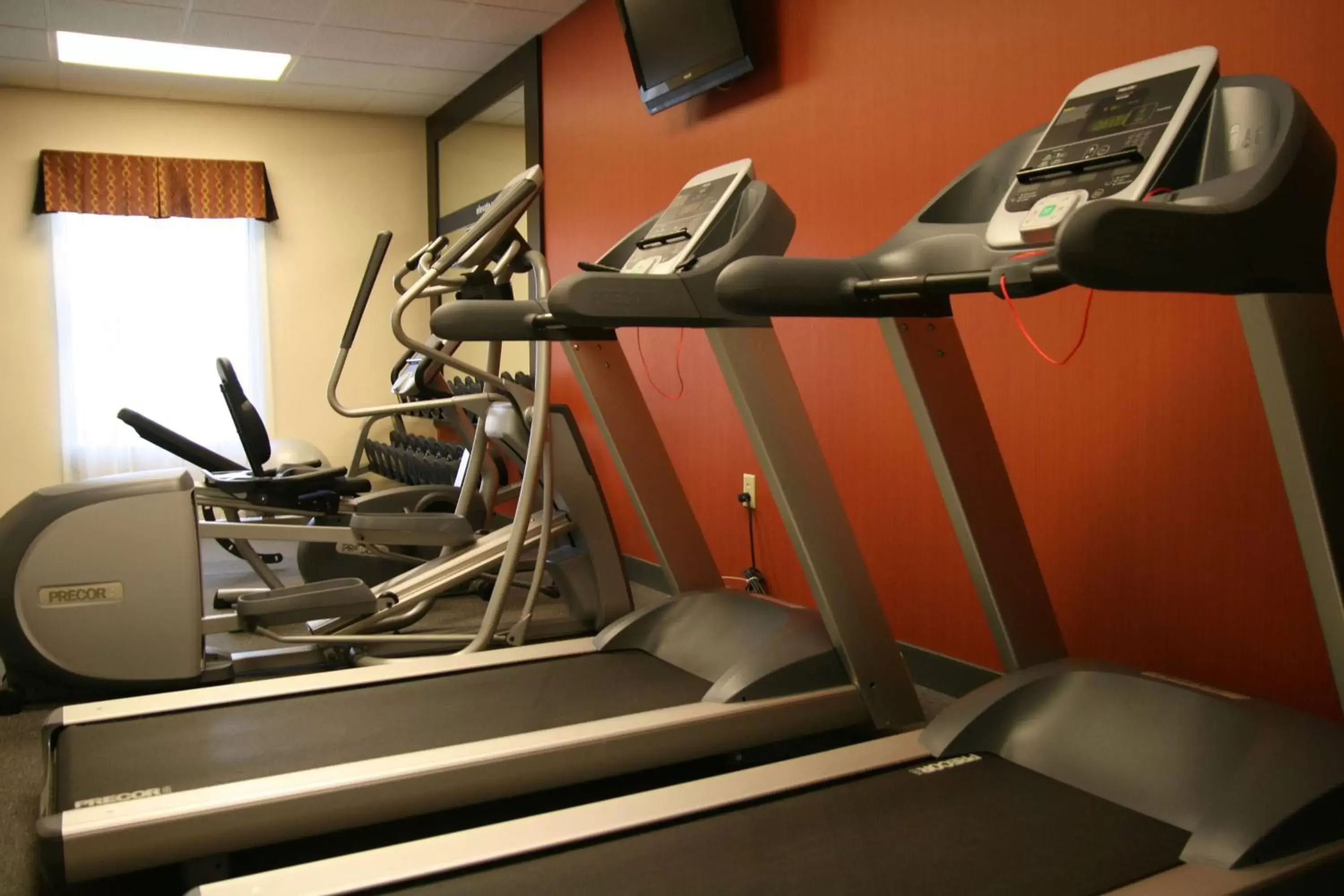 Fitness centre/facilities, Fitness Center/Facilities in Hampton Inn & Suites-Knoxville/North I-75