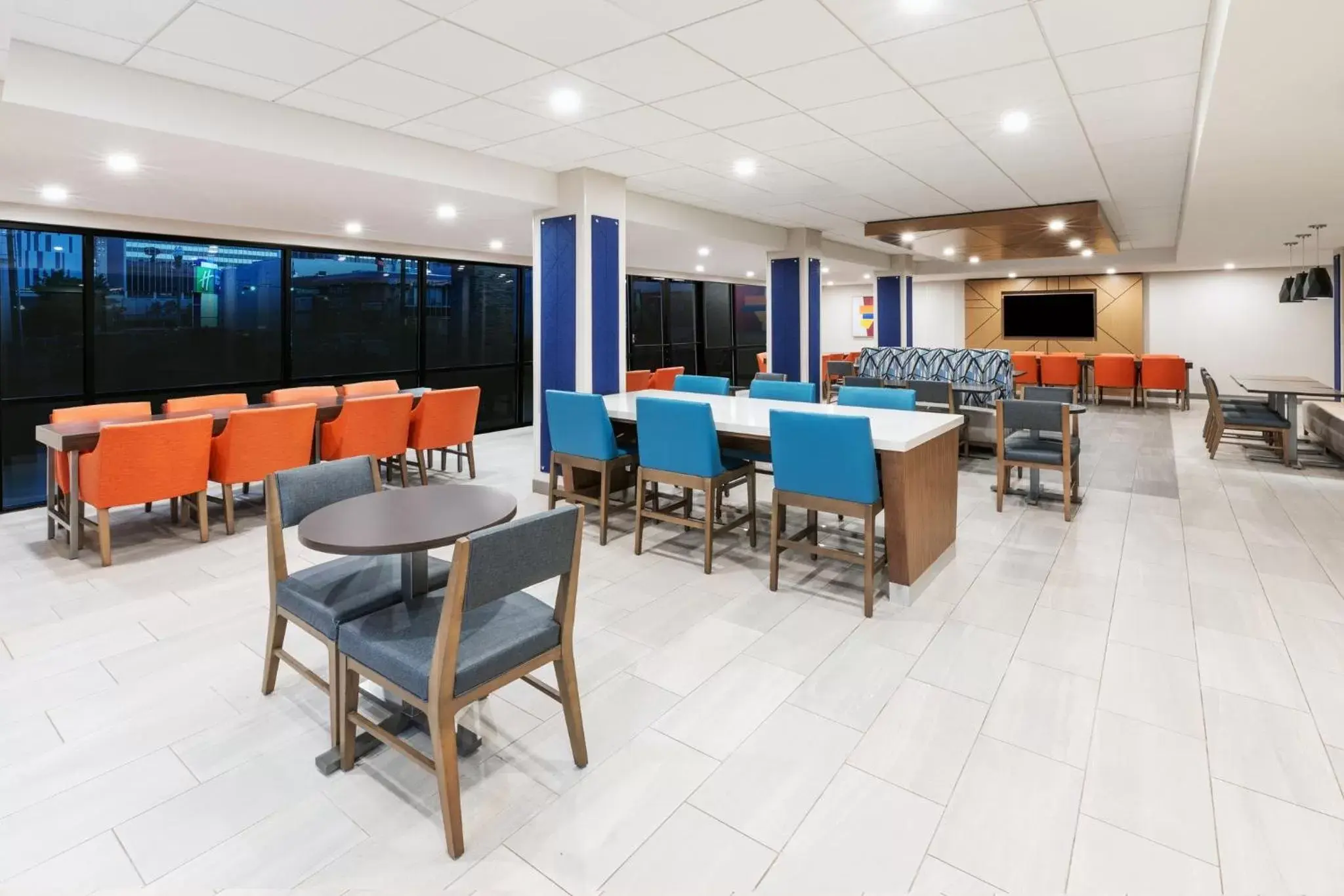 Breakfast, Restaurant/Places to Eat in Holiday Inn Express El Paso-Central, an IHG Hotel