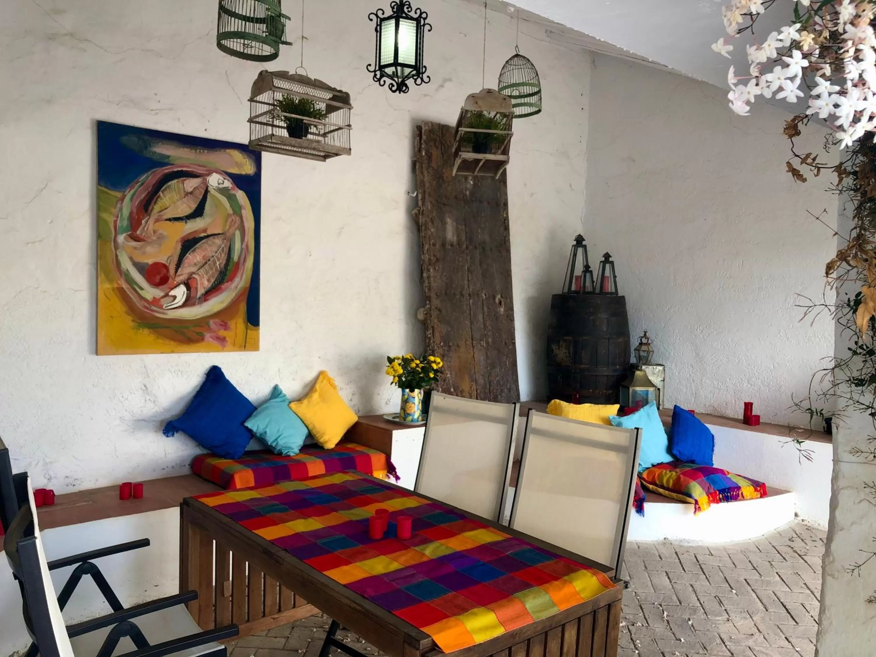 Seating area in Almohalla51