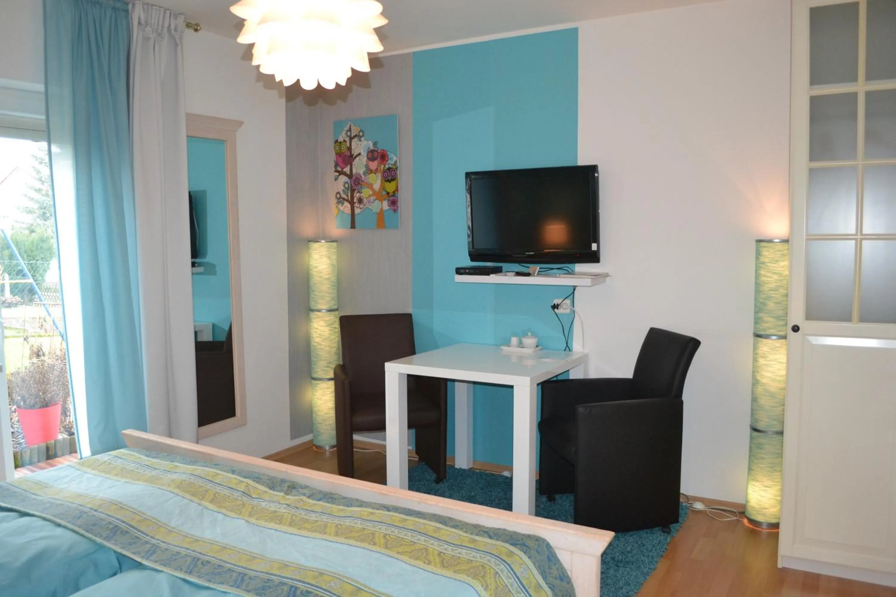 Photo of the whole room, Bed in Gästehaus Gebauer