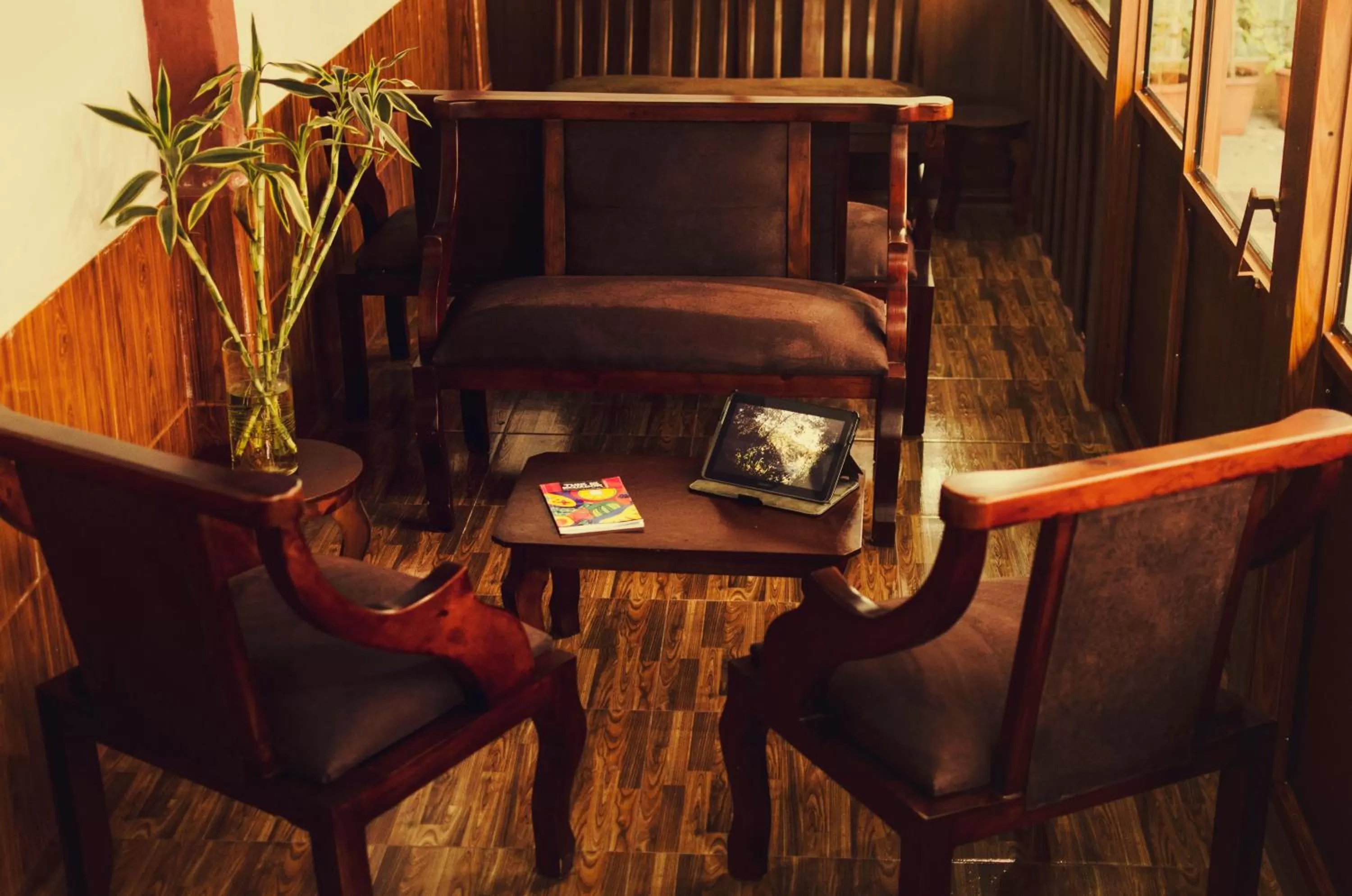Library, Seating Area in Hotel Flor de Oriente