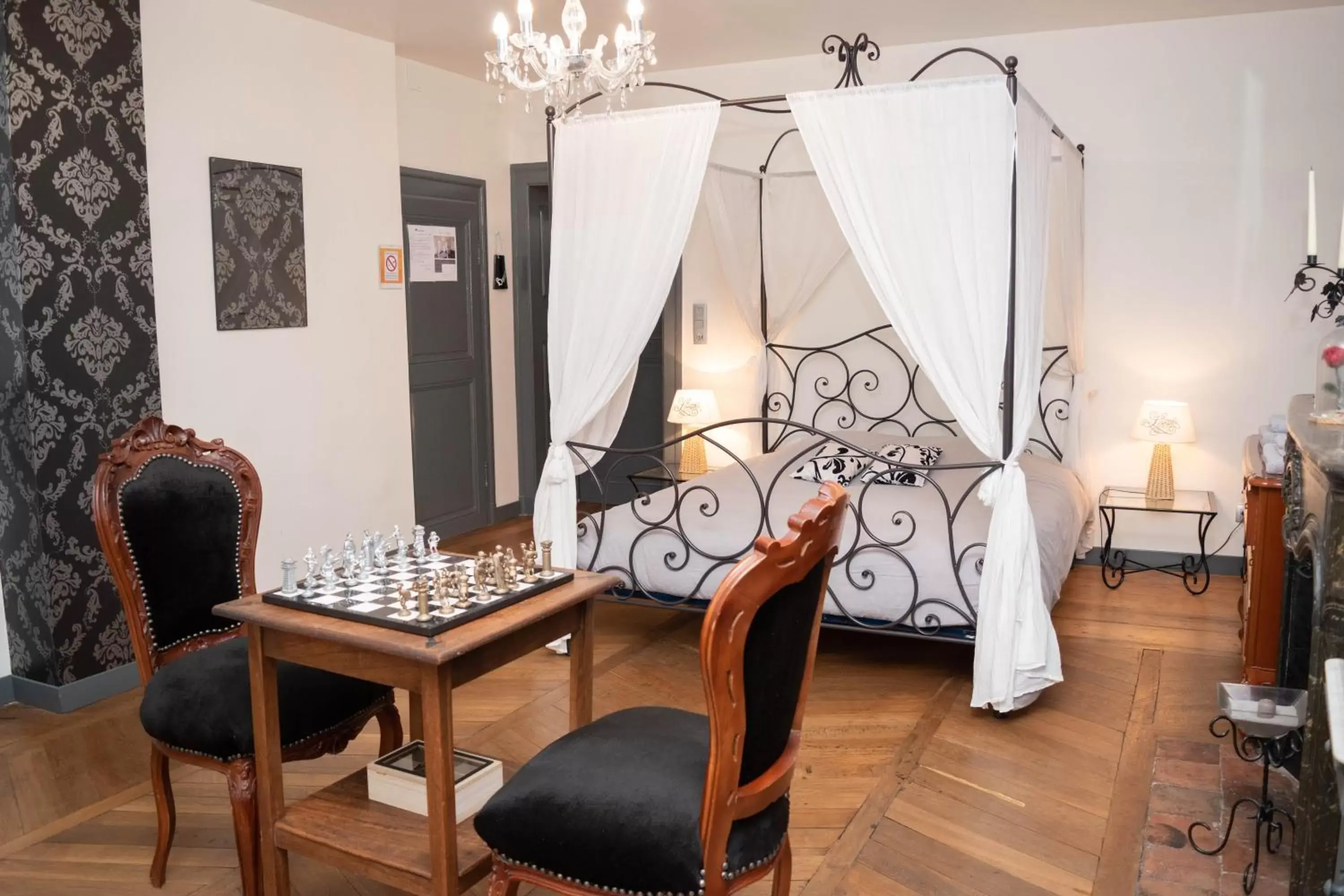 Bedroom, Seating Area in La Fée Maison