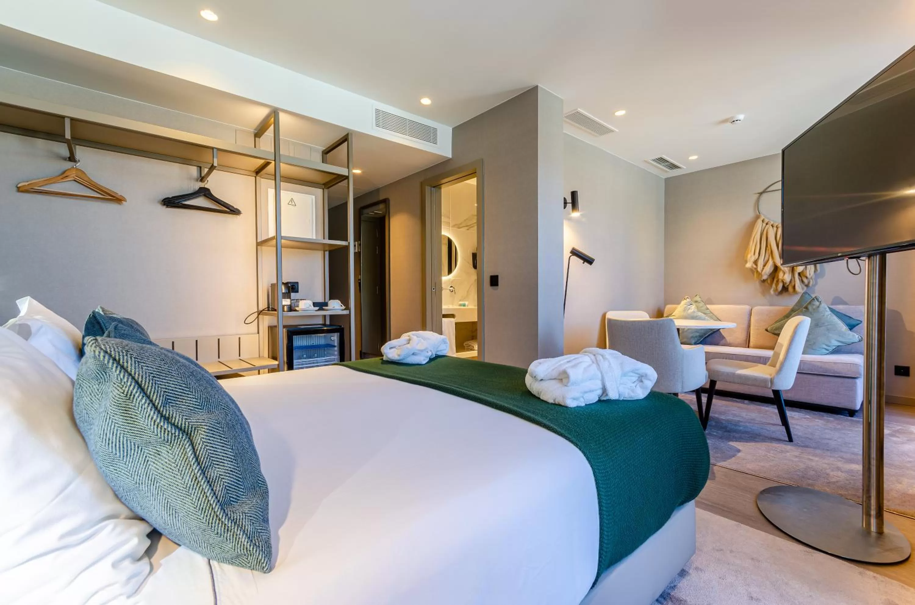 Bed in OMID Saldanha Hotel