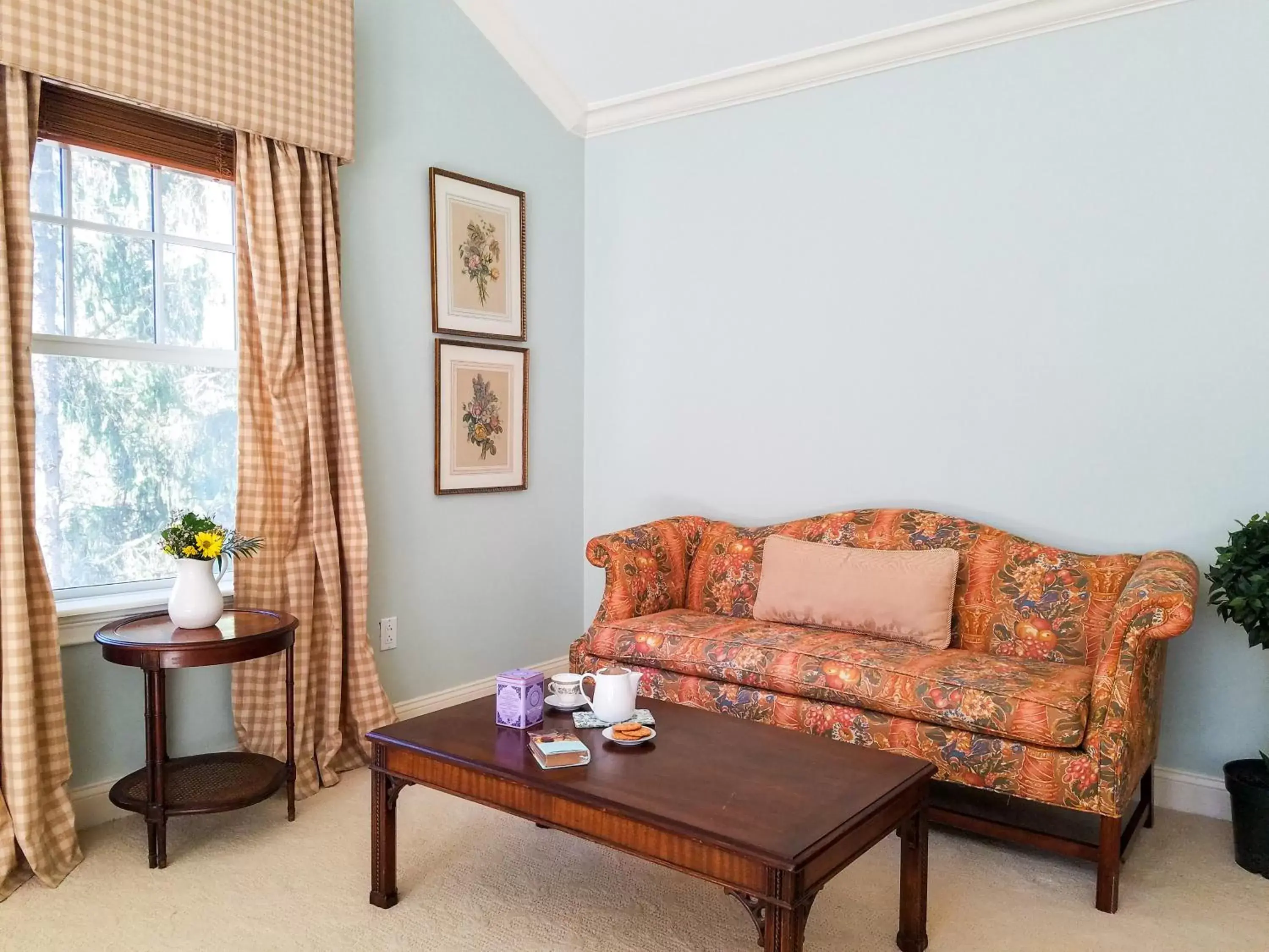 Seating Area in Copper Beech Inn