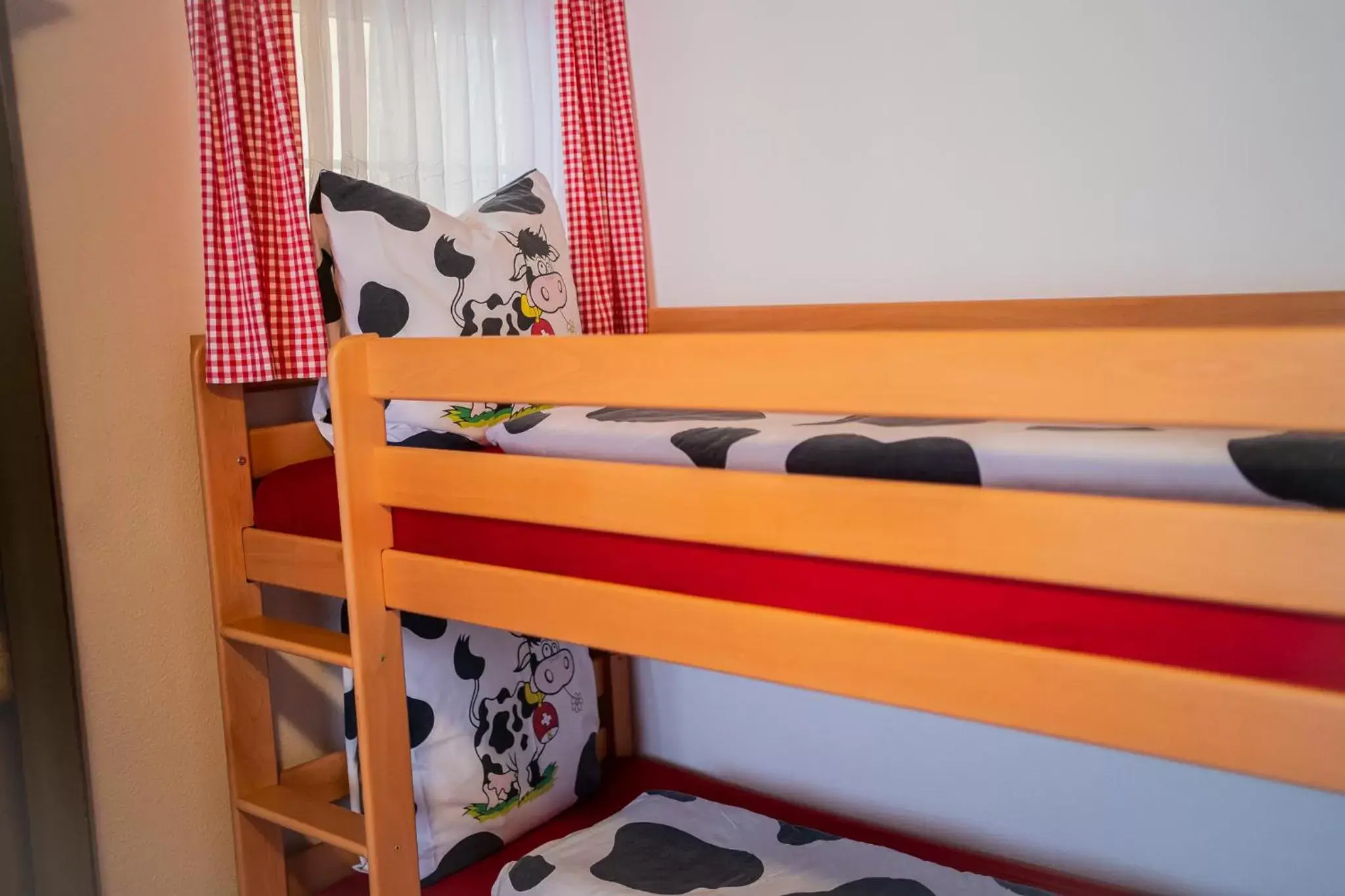 Bedroom, Bunk Bed in Bnbetschart