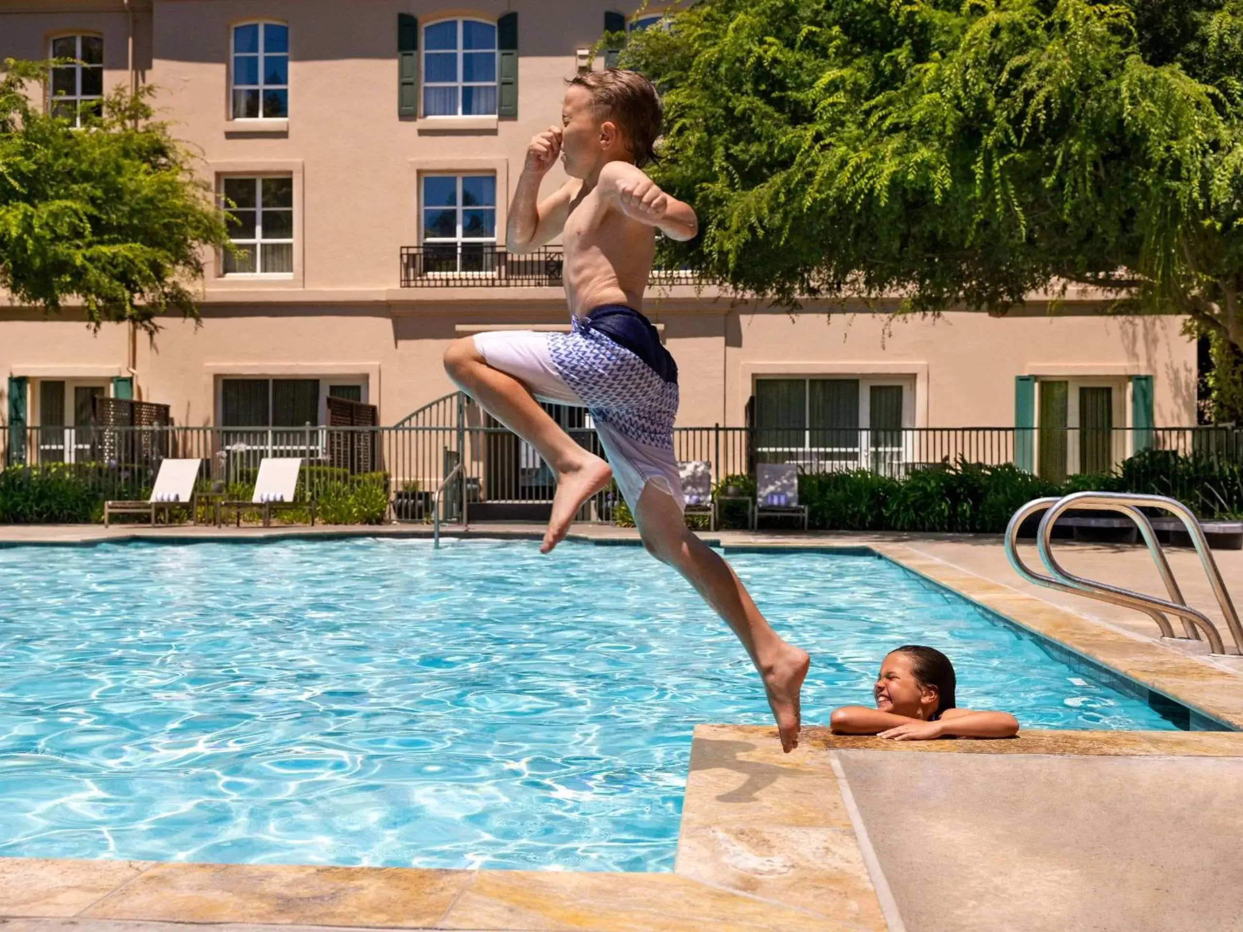 Swimming pool, Guests in Hyatt Regency Sonoma Wine Country