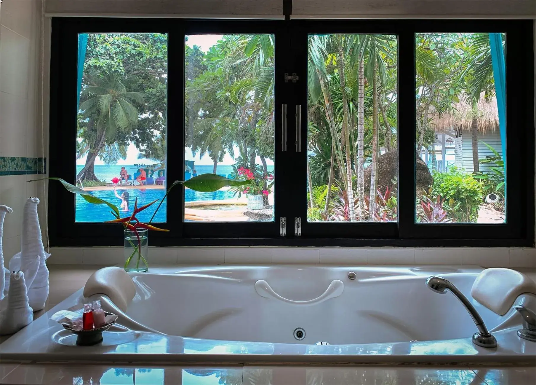 Bath in Sand Sea Resort & Spa - Lamai Beach , Koh Samui