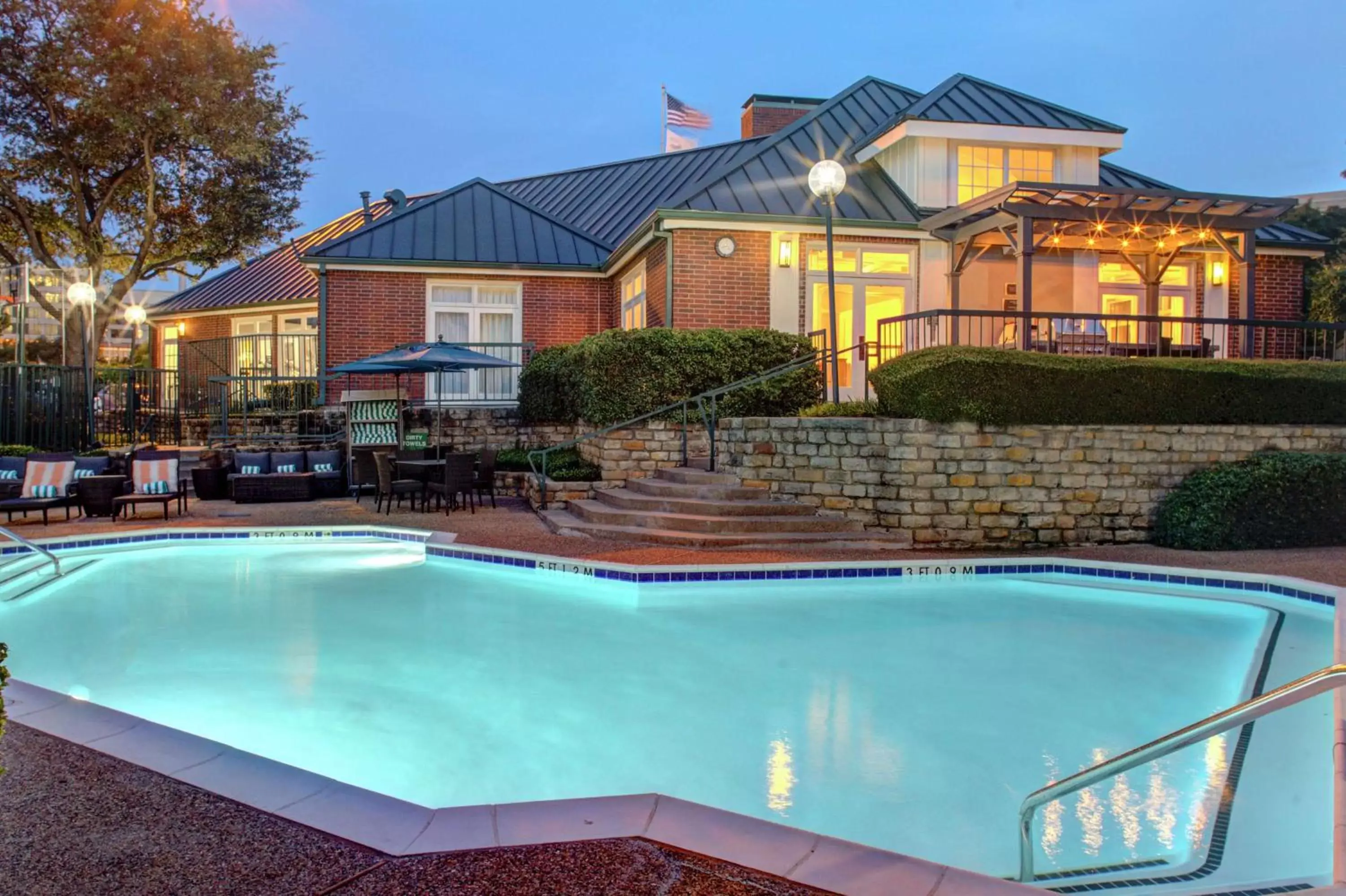 Swimming pool, Property Building in Homewood Suites by Hilton Dallas-Irving-Las Colinas