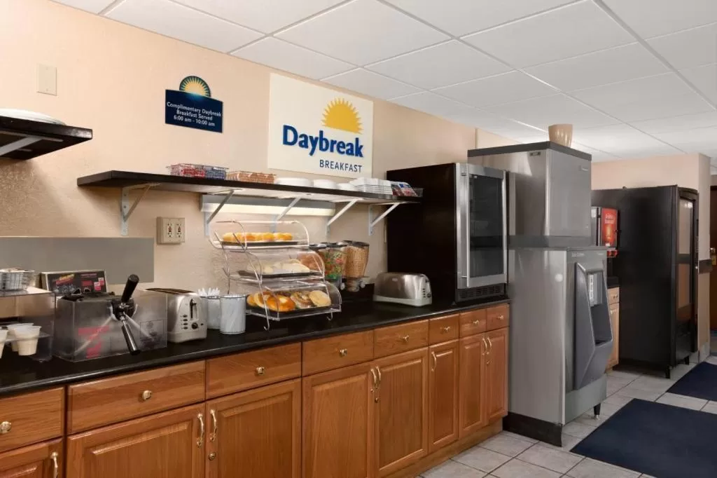 Food in Days Inn by Wyndham Keene NH