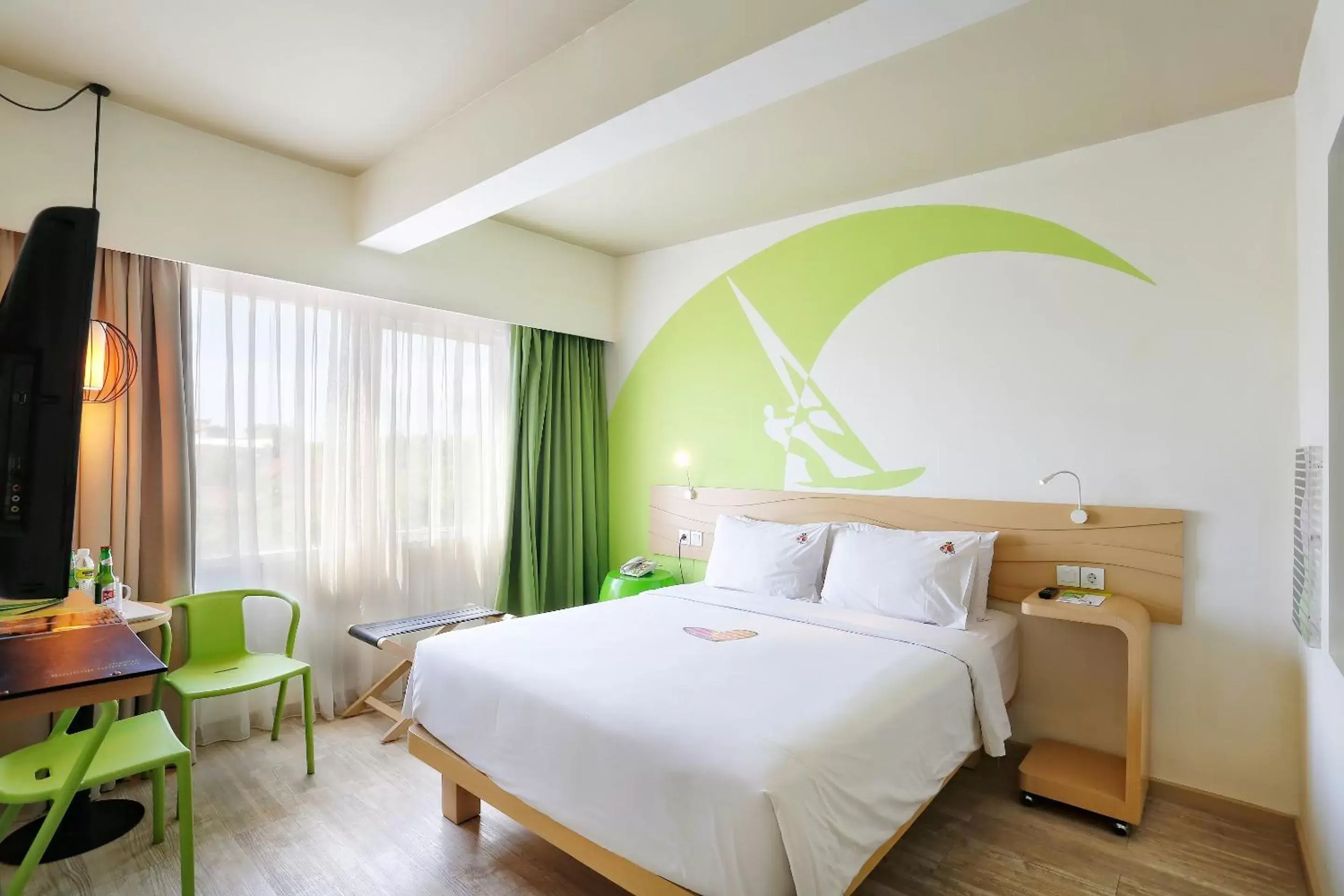 Bed, Room Photo in MaxOneHotels at Bukit Jimbaran