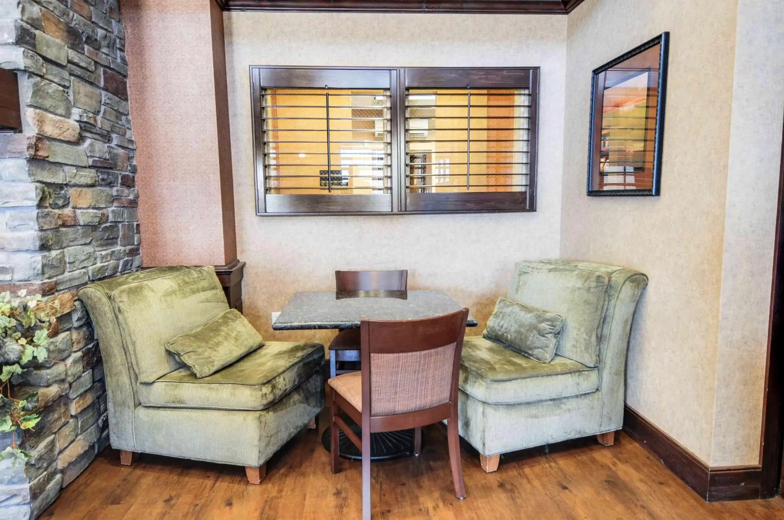 Dining area, Seating Area in Hampton Inn & Suites Pinedale