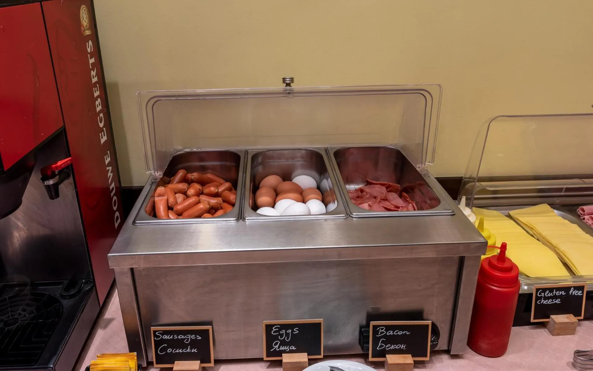 Breakfast in Marine Congo Hotel