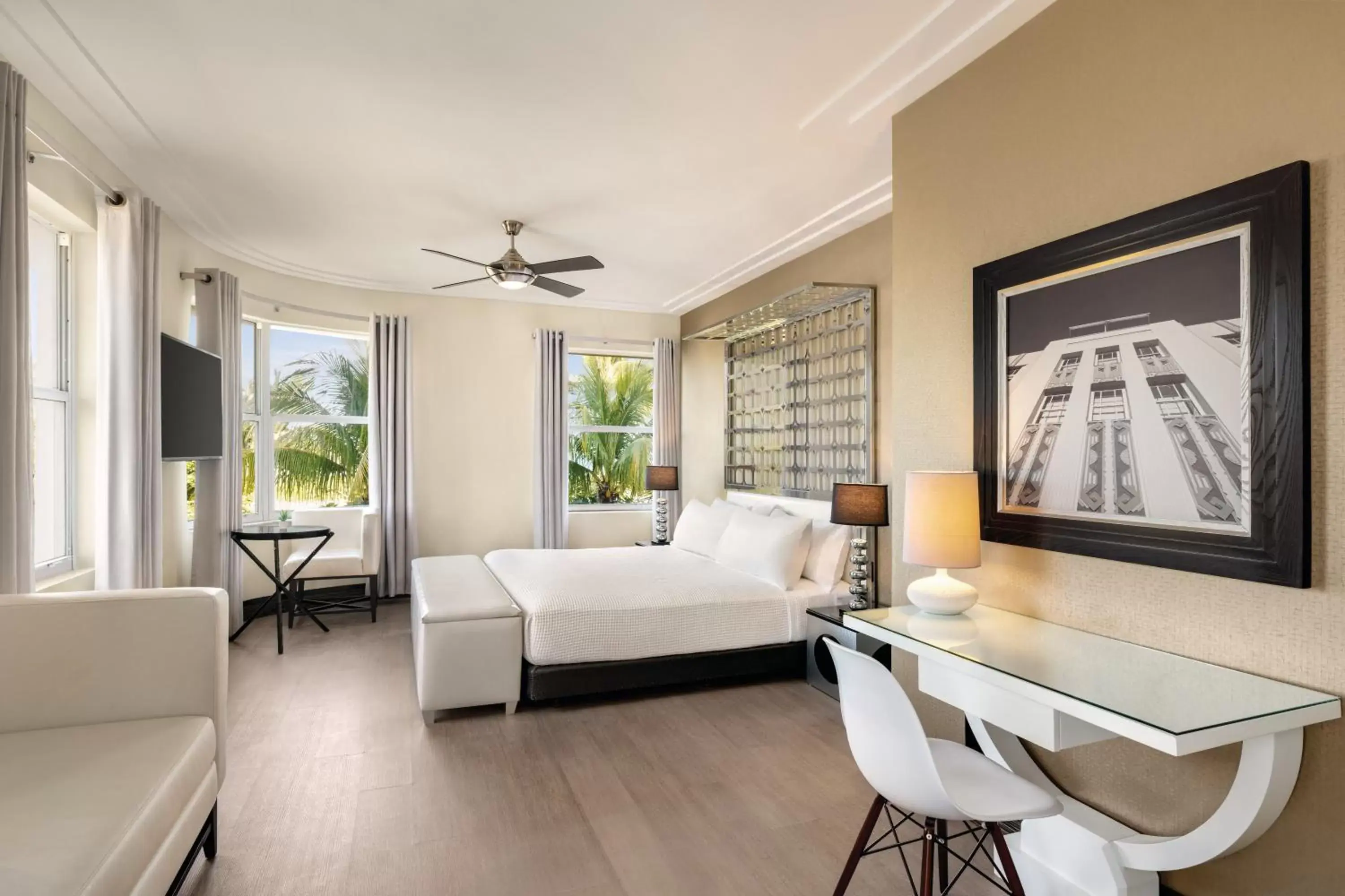 Bedroom in Waldorf Towers South Beach