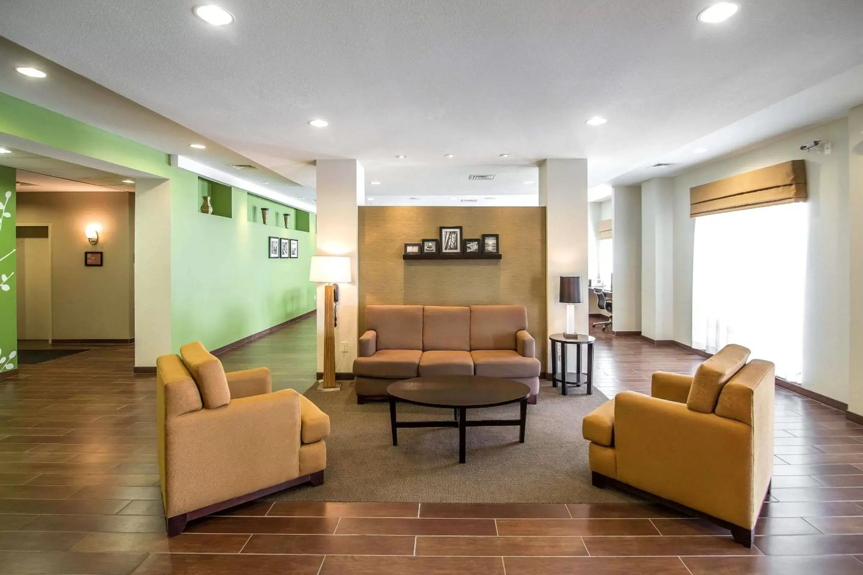 Lobby or reception, Seating Area in Sleep Inn & Suites Haysville