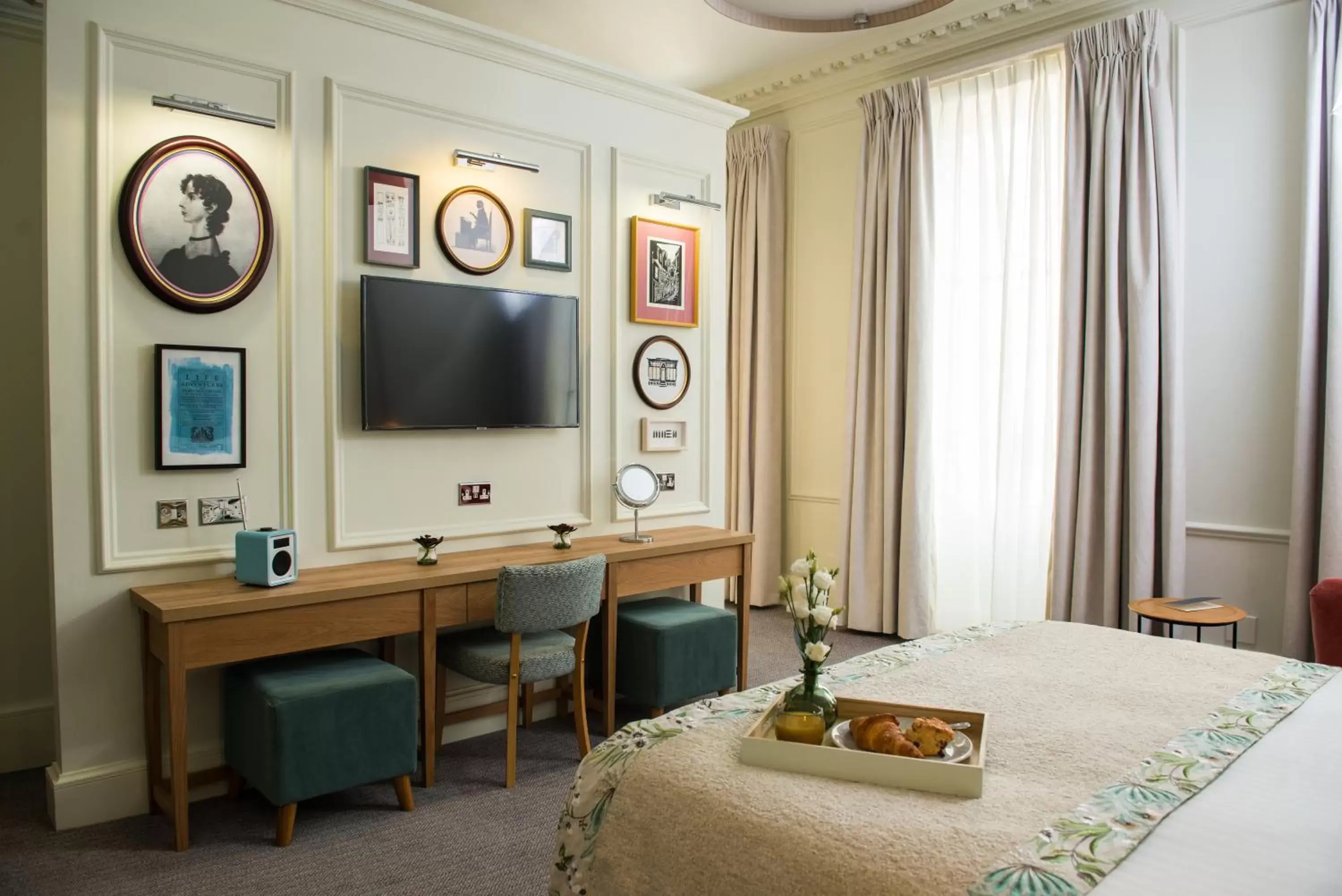 Bedroom, Bed in Judge's Lodging Bedroom, Bed in Judge's Lodging