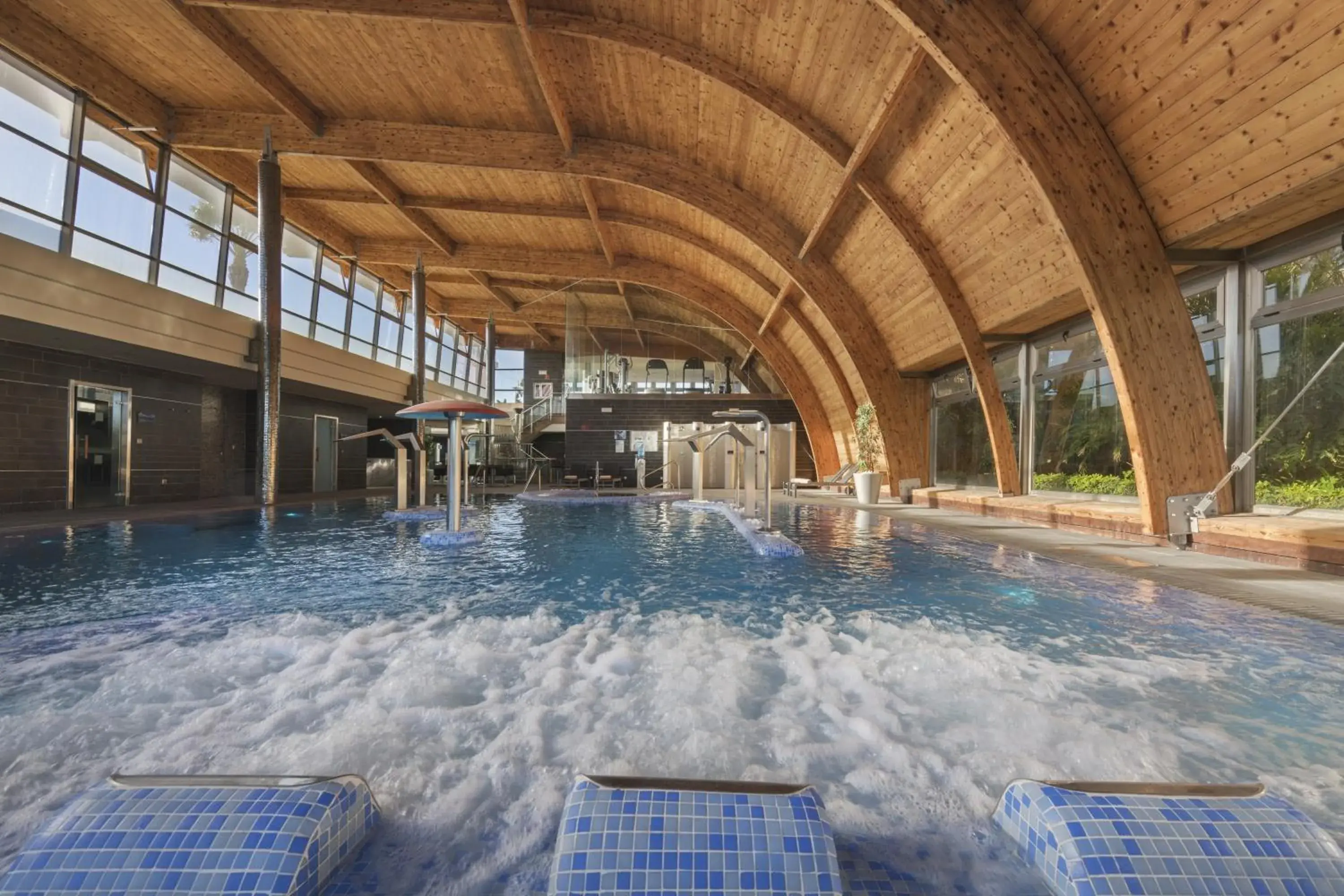Hot Spring Bath, Swimming Pool in Elba Costa Ballena Beach & Thalasso Resort
