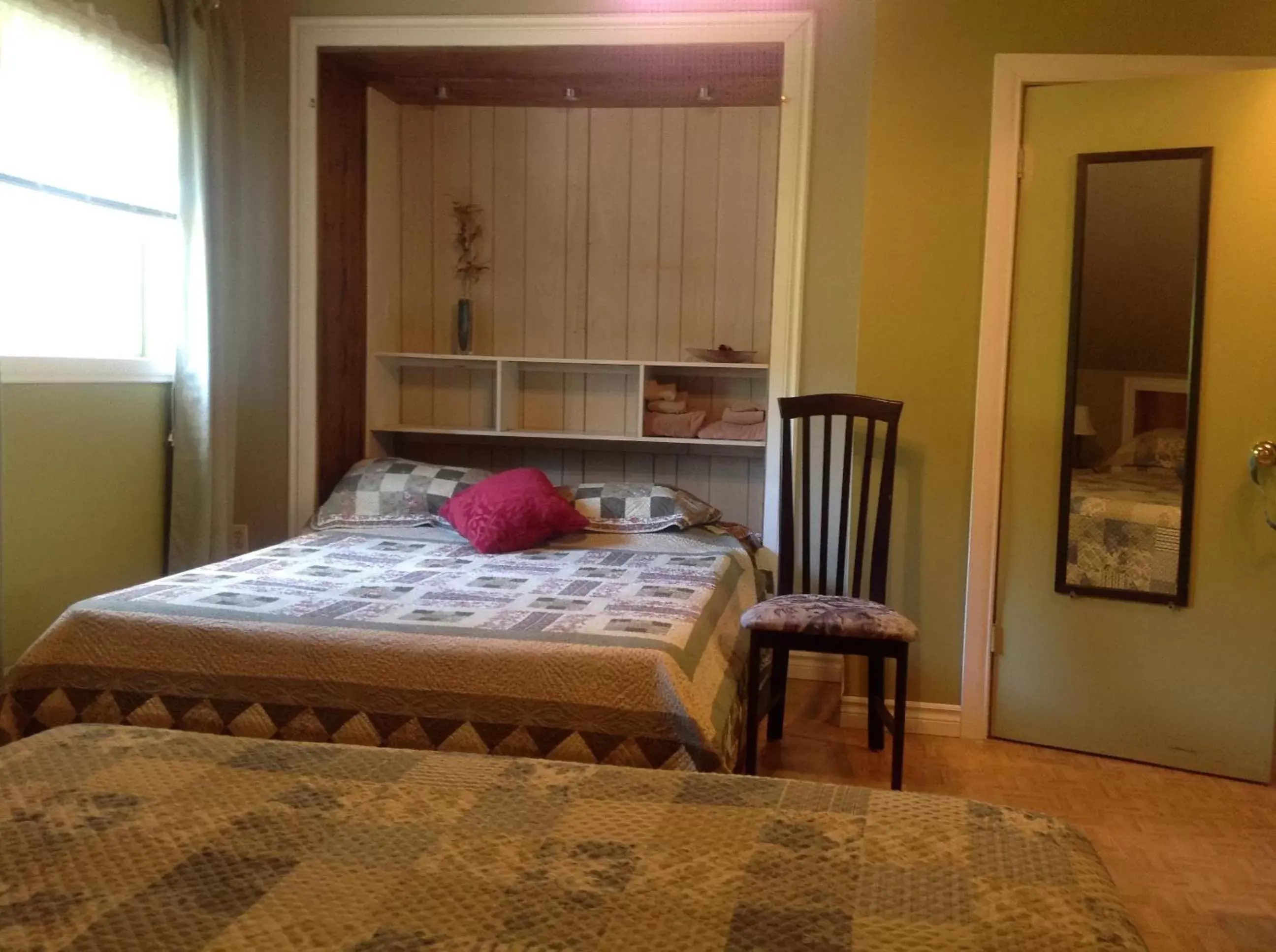 Family, Bed in Gîte de la Pisciculture