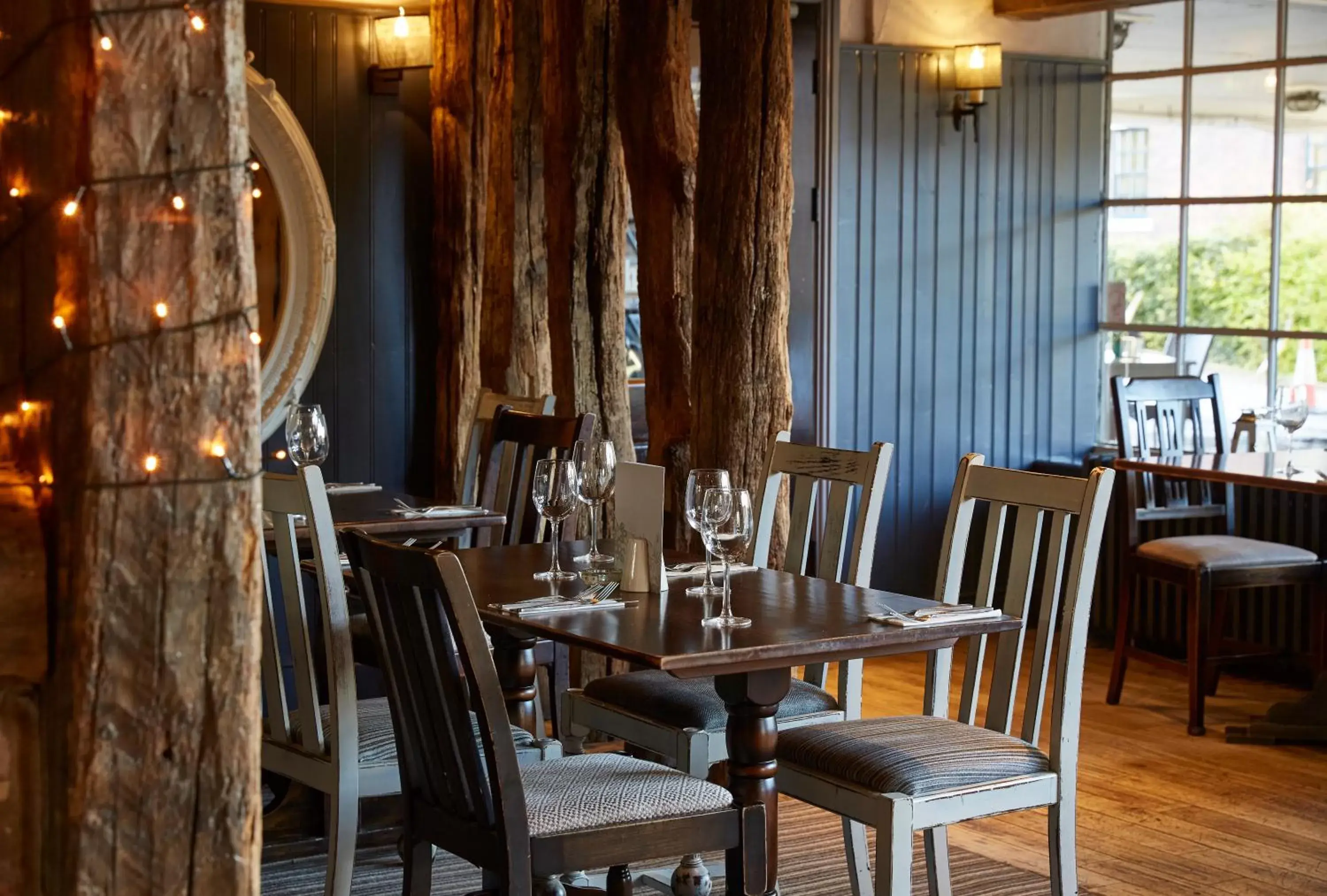 Restaurant/Places to Eat in De Trafford Arms by Chef & Brewer Collection