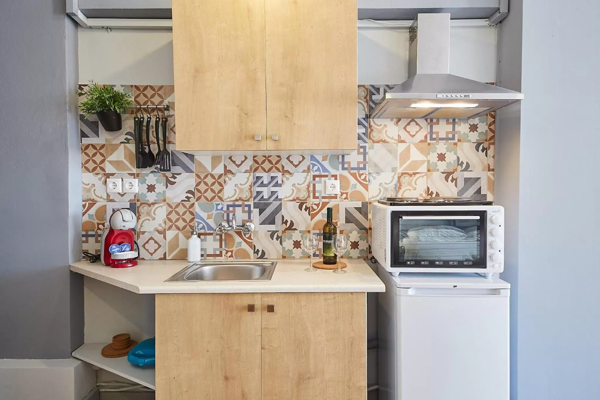 Kitchen or kitchenette, Kitchen/Kitchenette in toStay-Unique apartment hotel in Athens center!
