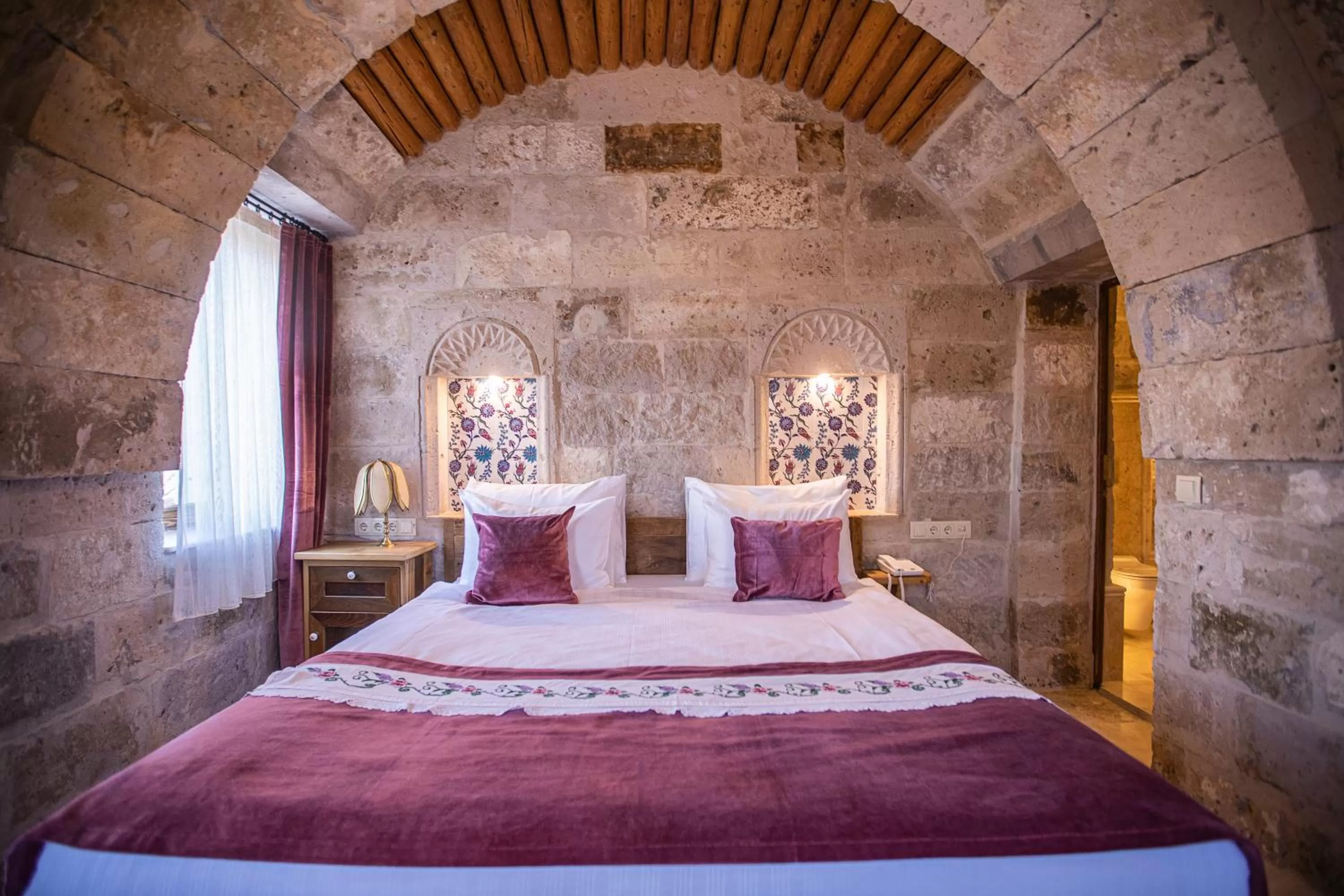 Bed in Şah Saray Cave Suites Halal Hotel