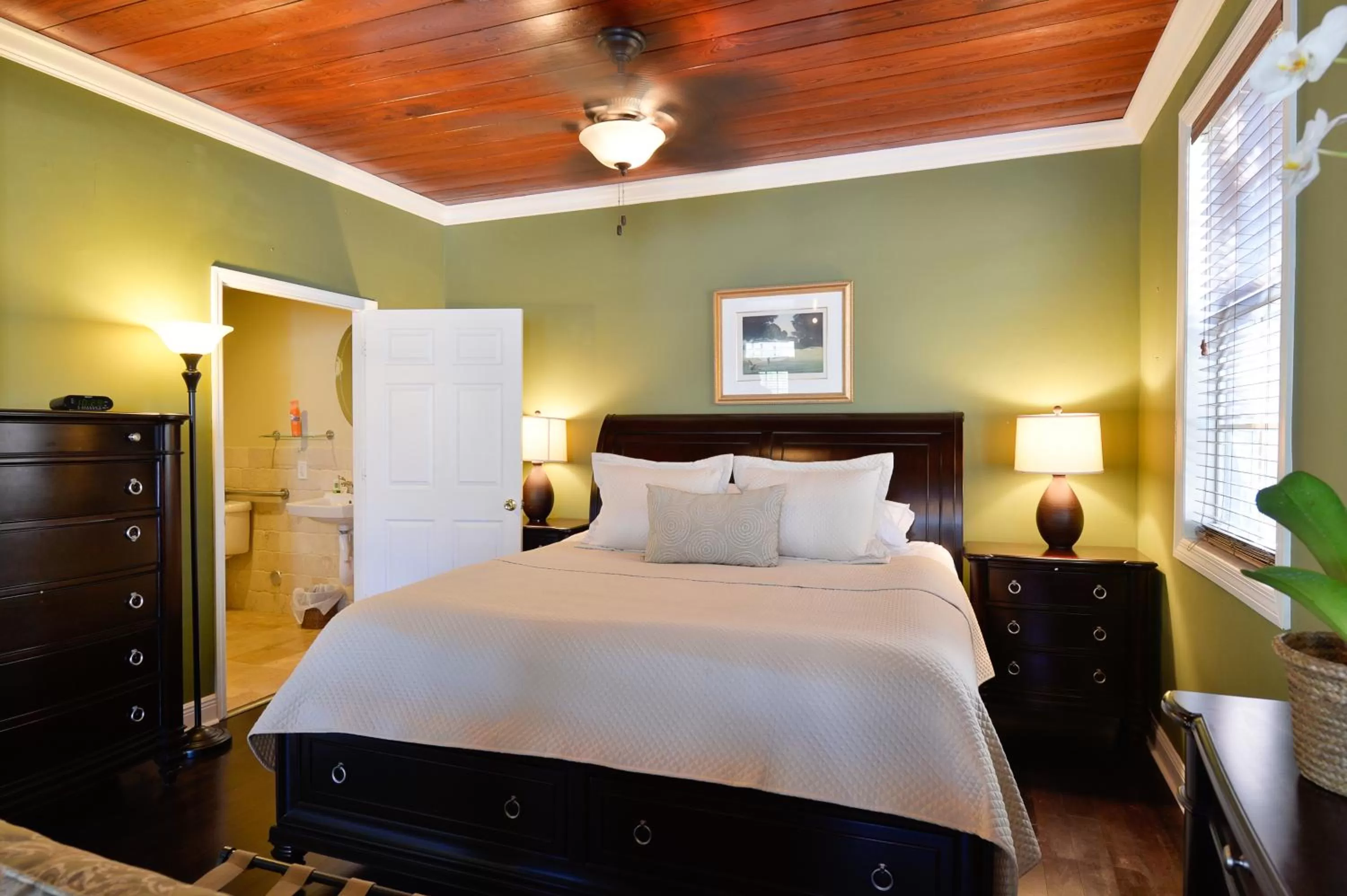 Bed in Old Colorado Inn