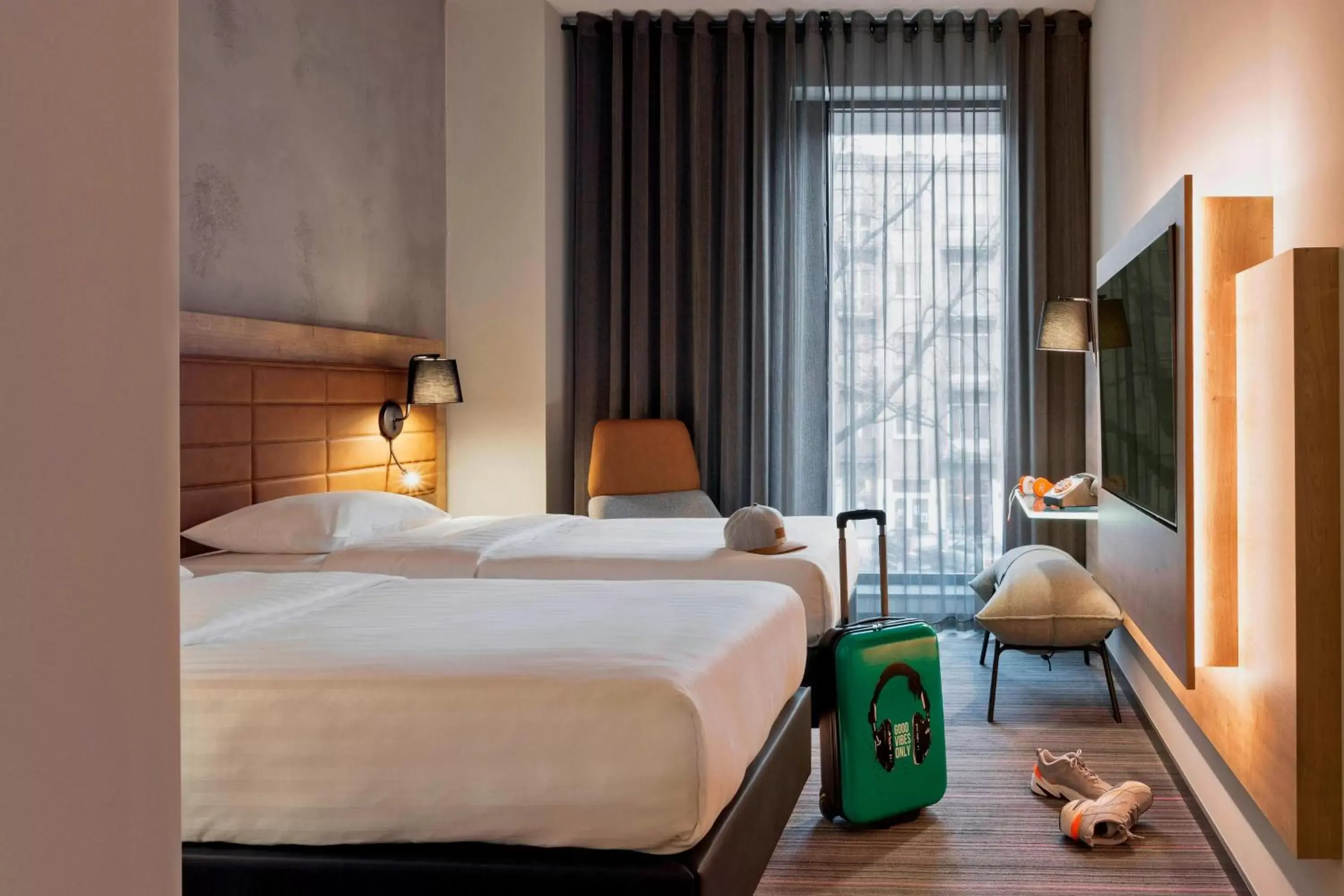 Photo of the whole room, Bed in Moxy Warsaw Praga