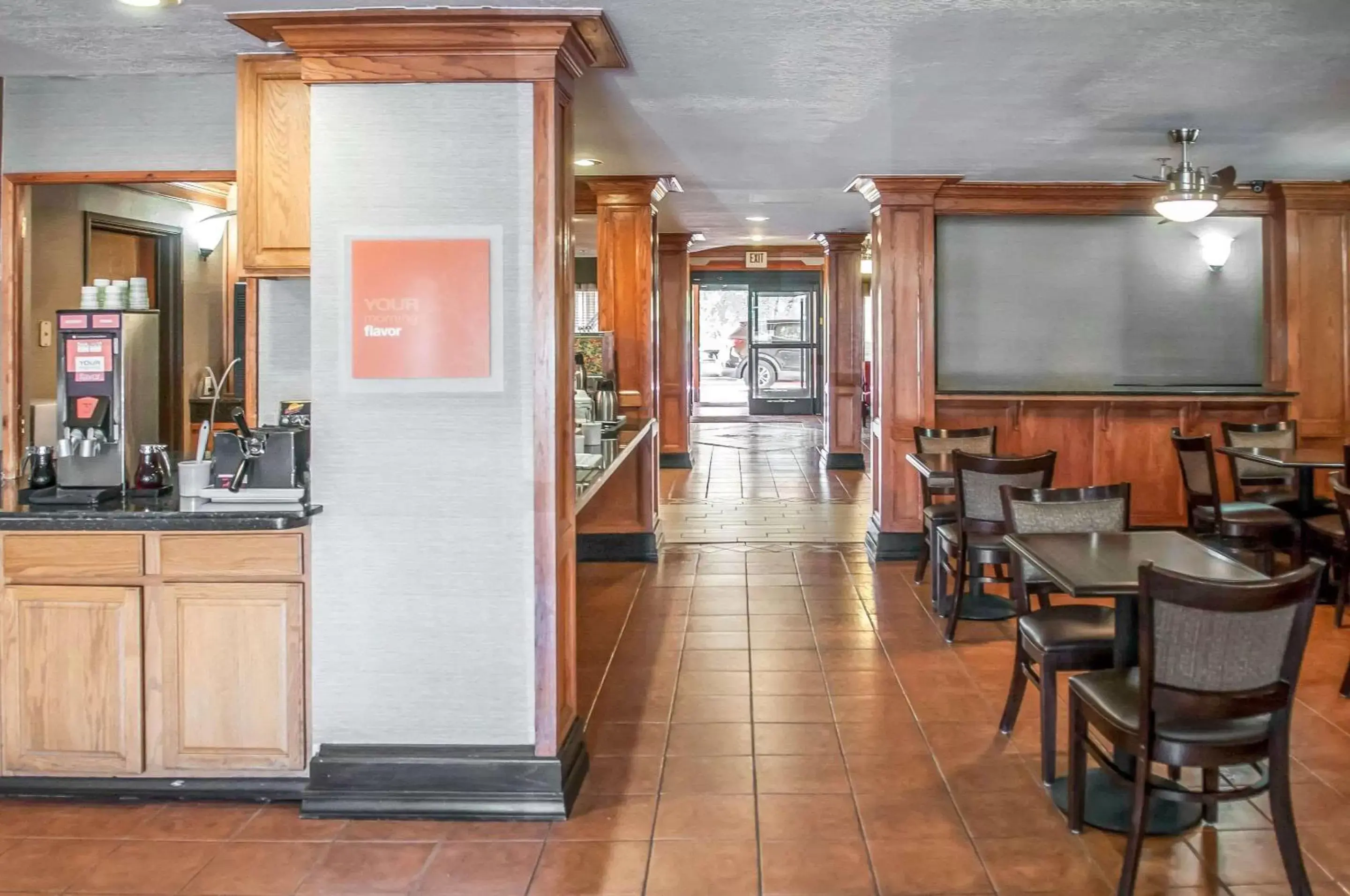 Restaurant/Places to Eat in Comfort Suites Albuquerque