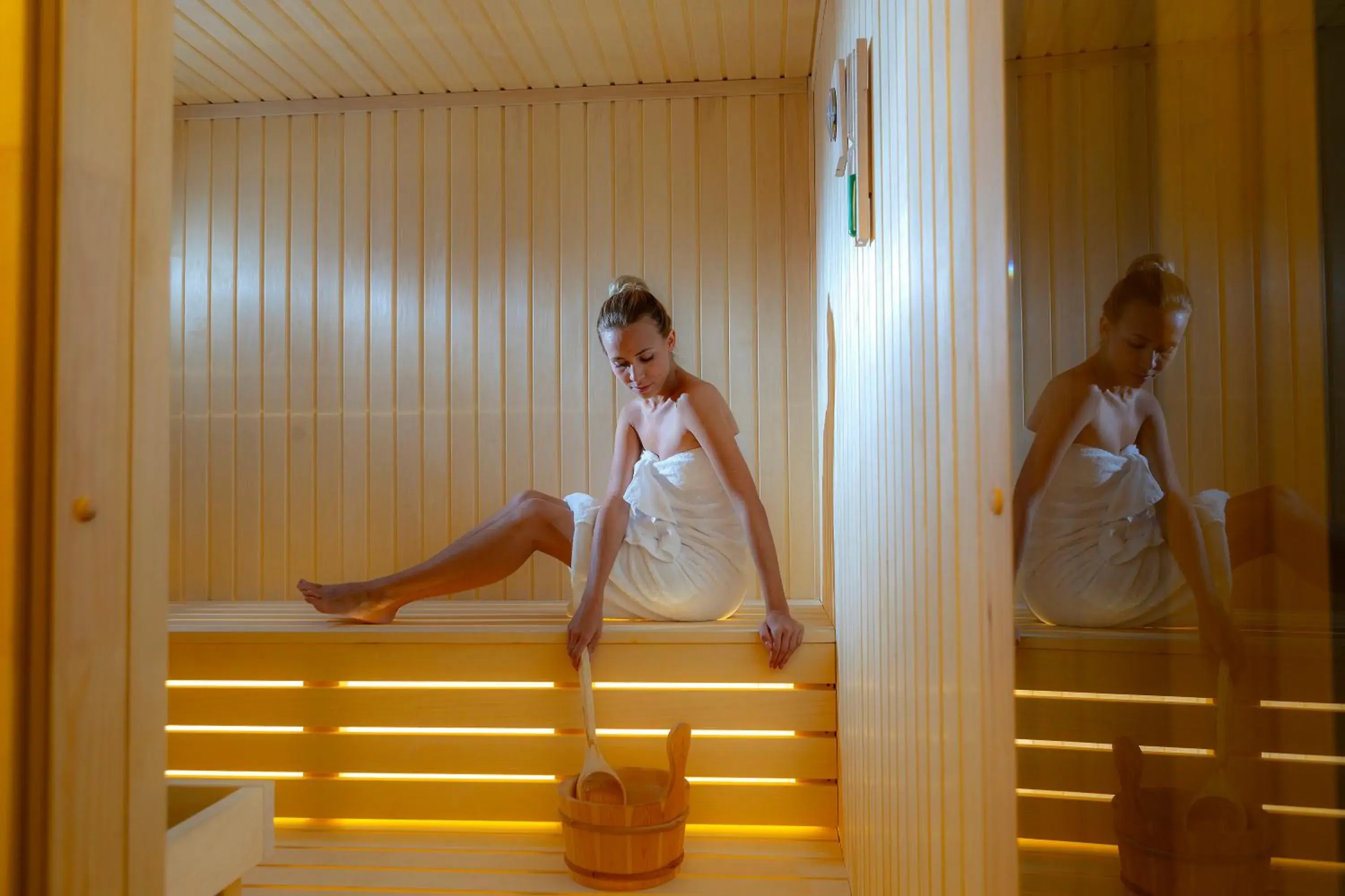 Sauna in Faros Hotel