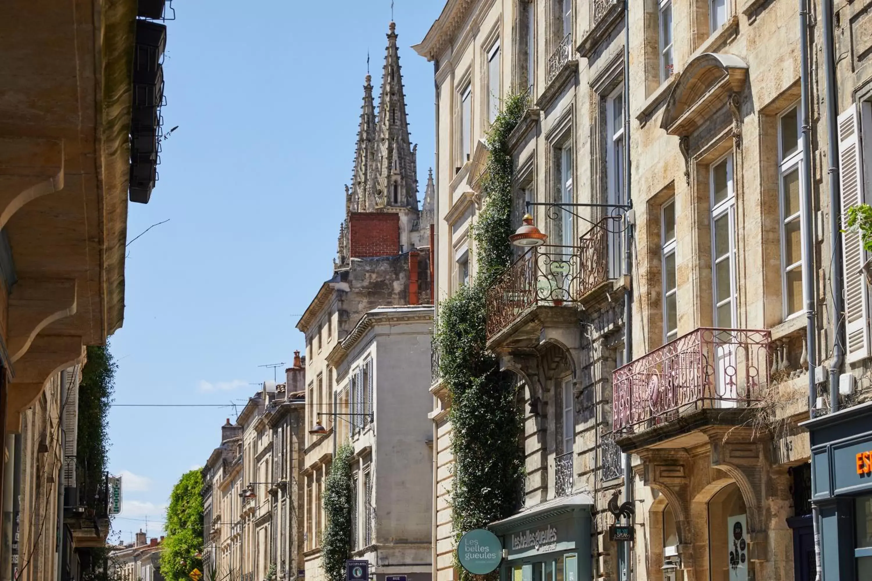 Neighborhood in Hotel Indigo Bordeaux Centre Chartrons, an IHG Hotel