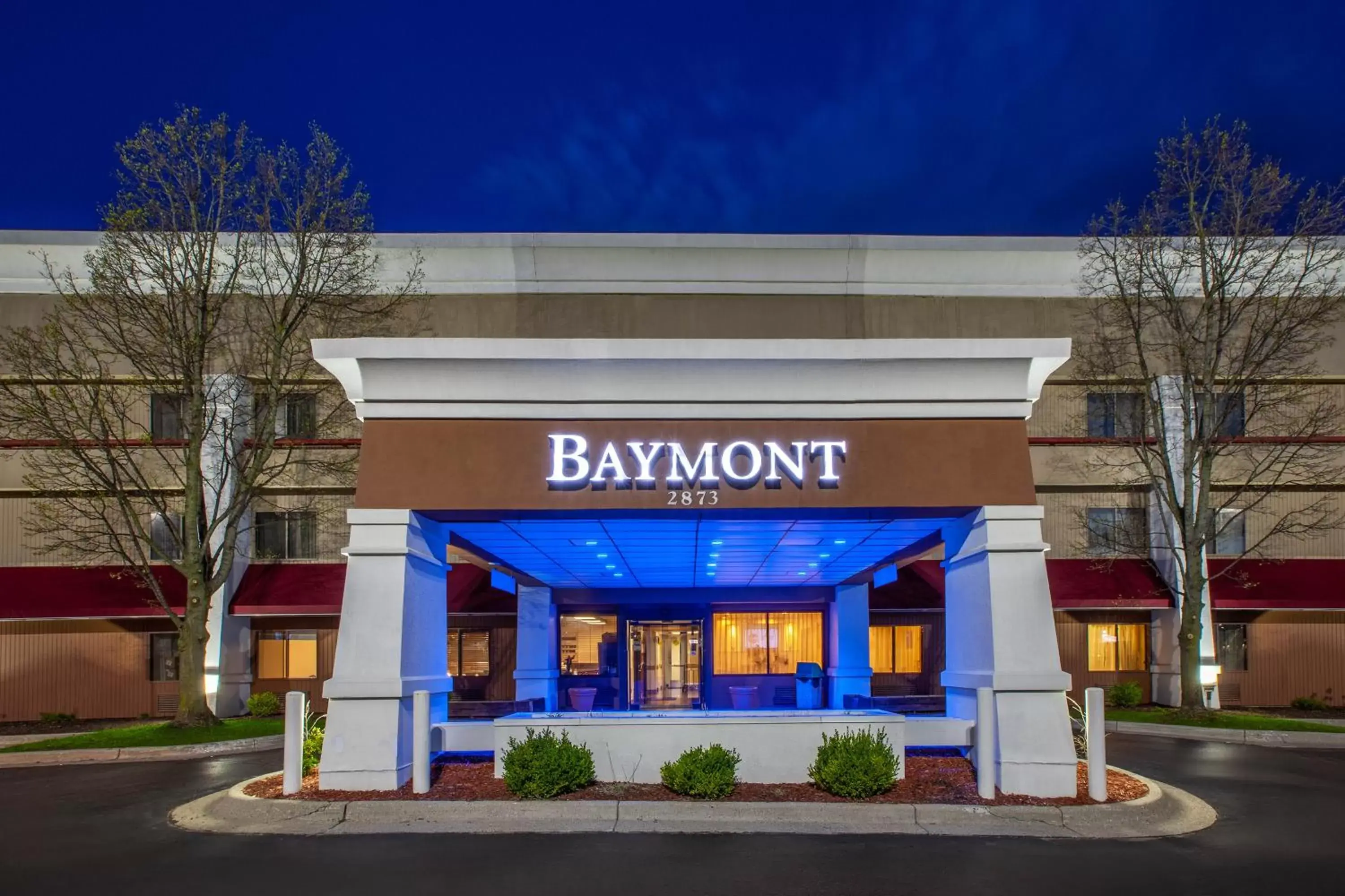 Property Building in Baymont by Wyndham Grand Rapids Airport