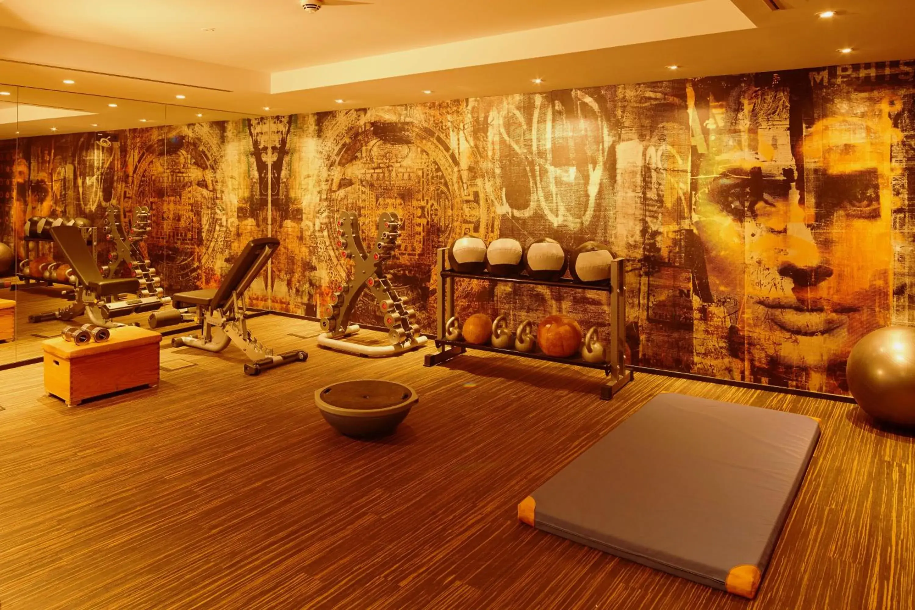 Fitness centre/facilities, Fitness Center/Facilities in Savoy Hotel