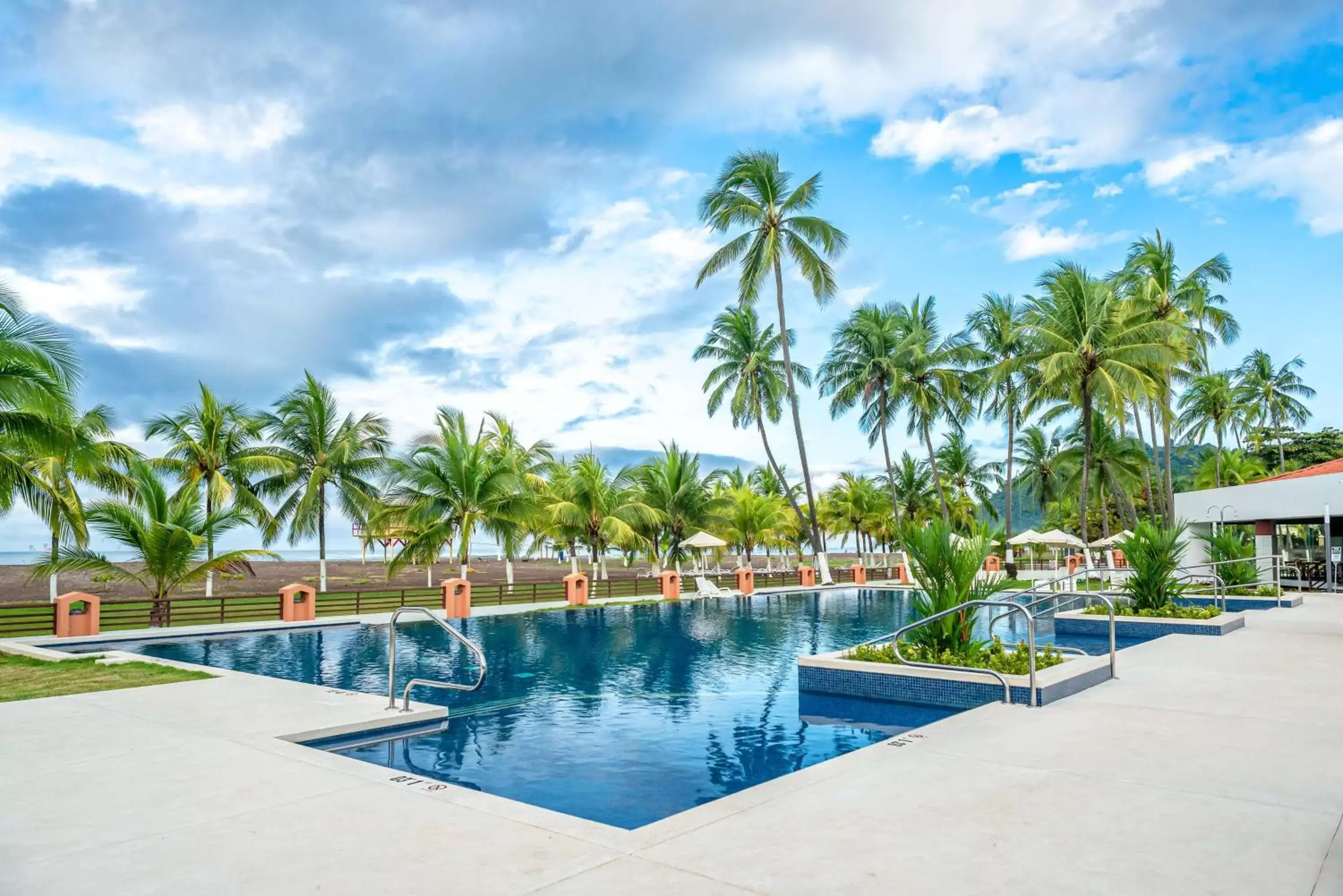 Pool view, Swimming Pool in Best Western Jaco Beach All Inclusive Resort