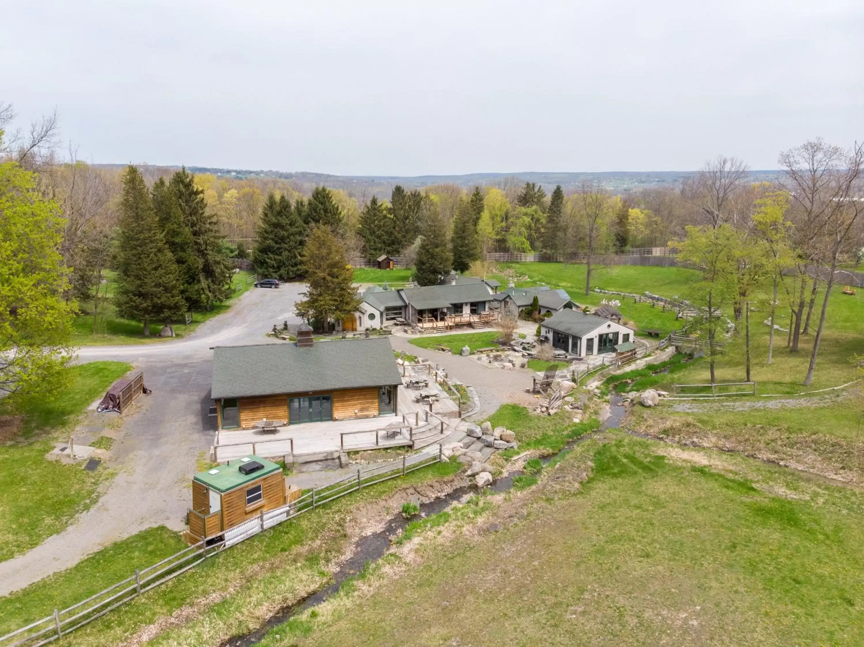 Property building, Bird's-eye View in New Park Venue & Suites