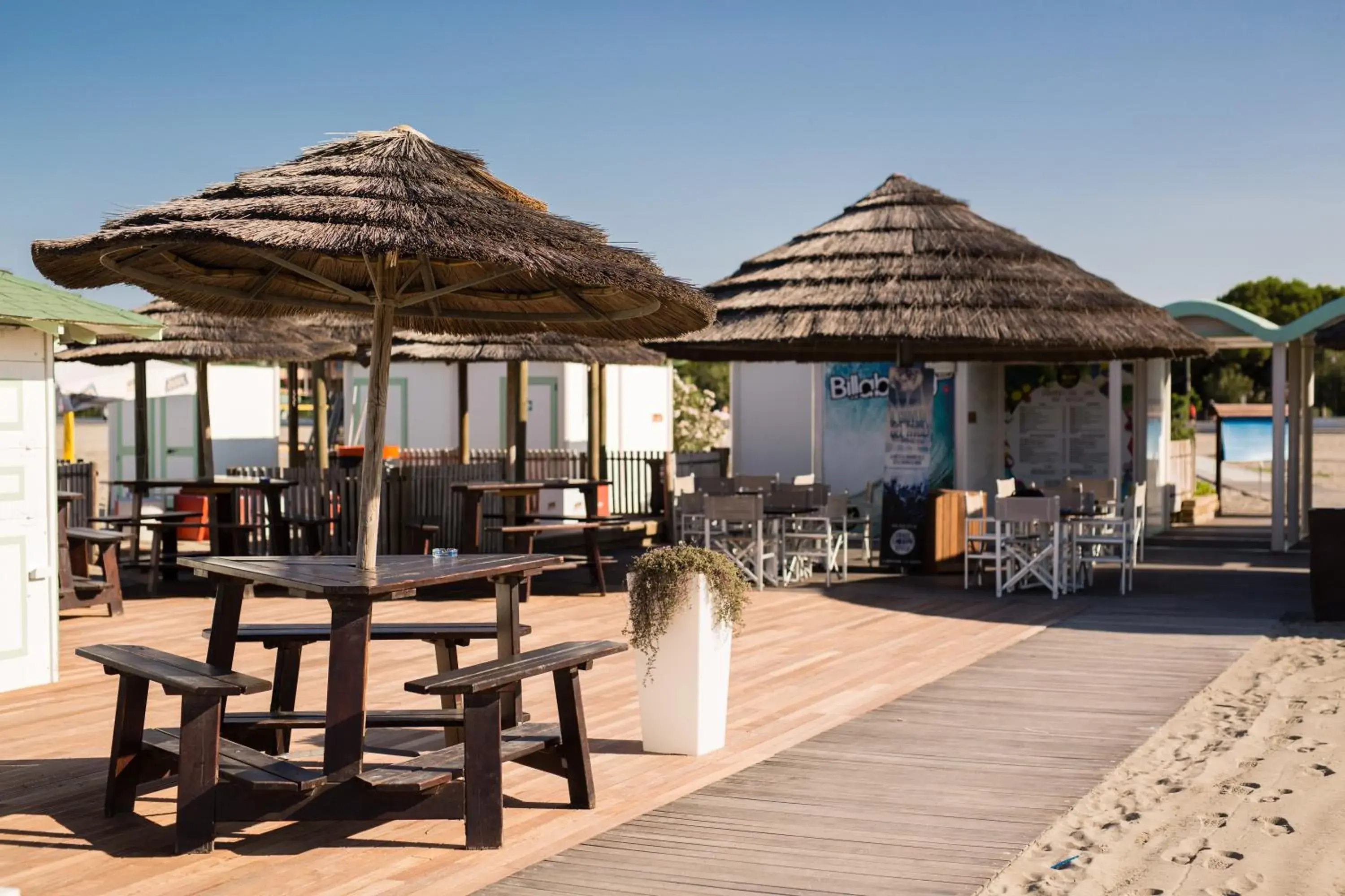 Beach, Restaurant/Places to Eat in Laguna Palace Hotel Grado