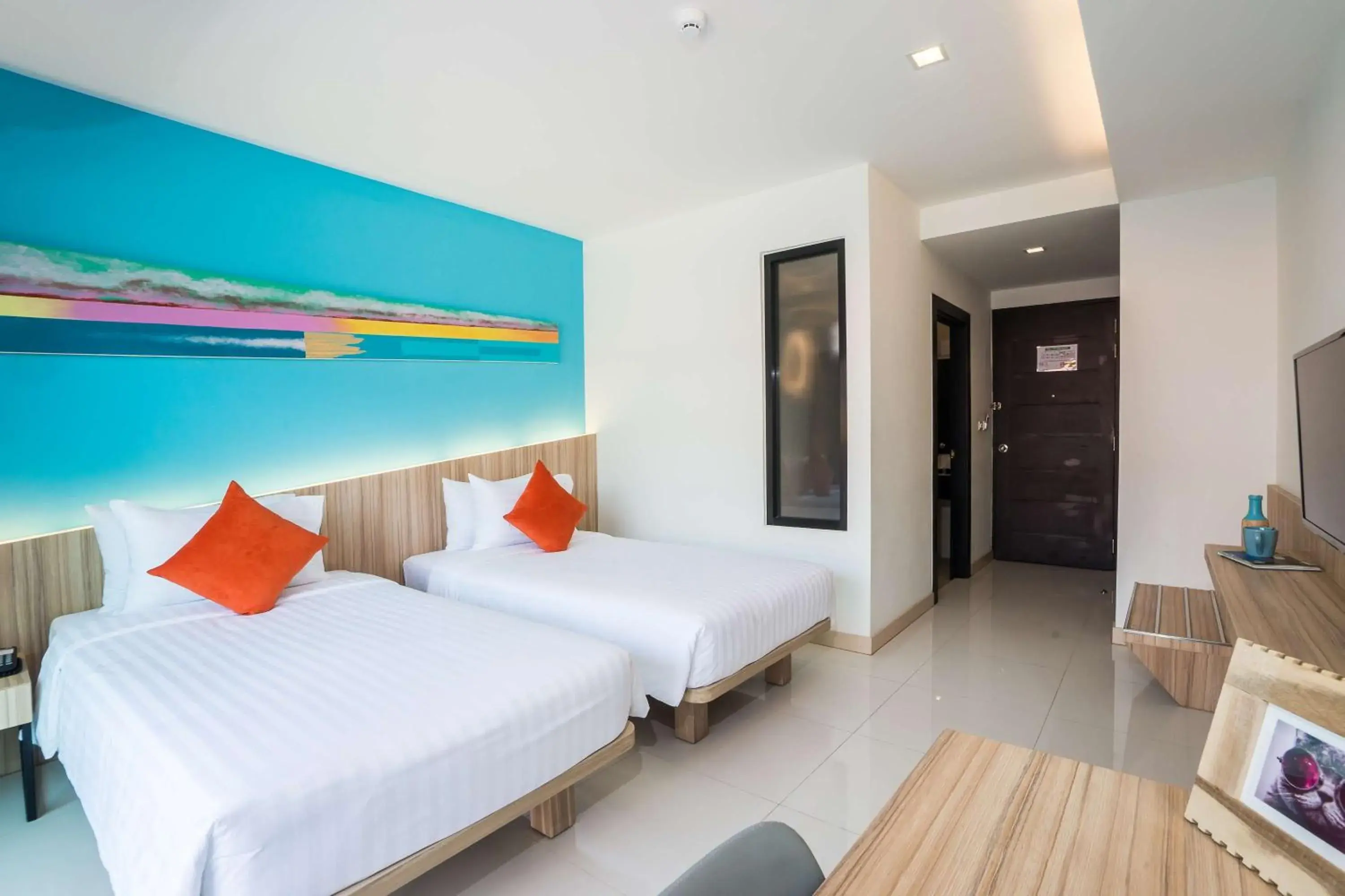 Bed in J Inspired Hotel Pattaya (SHA Plus)