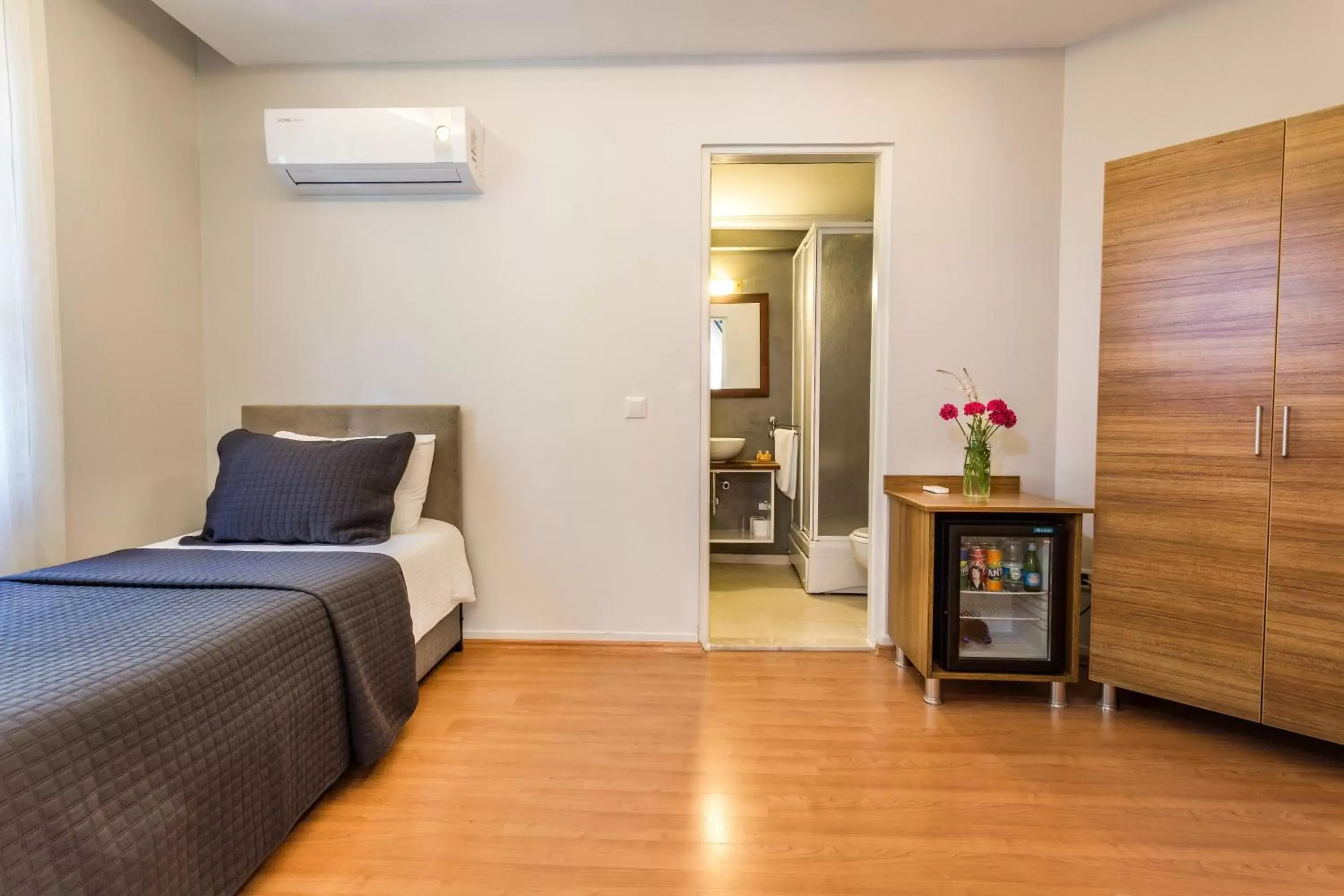 Photo of the whole room, Bed in Aqua Princess Hotel Photo of the whole room, Bed in Aqua Princess Hotel