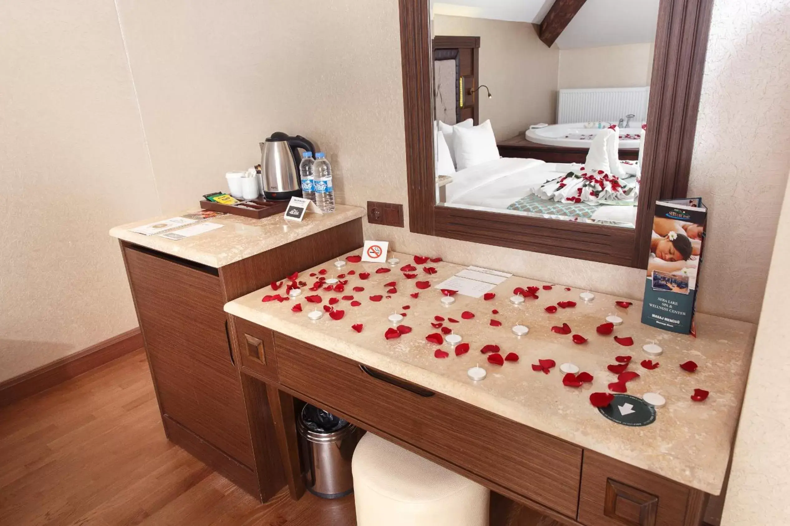 Double Room with Lake View in Sera Lake Resort Hotel Spa & Aparts Double Room with Lake View in Sera Lake Resort Hotel Spa & Aparts