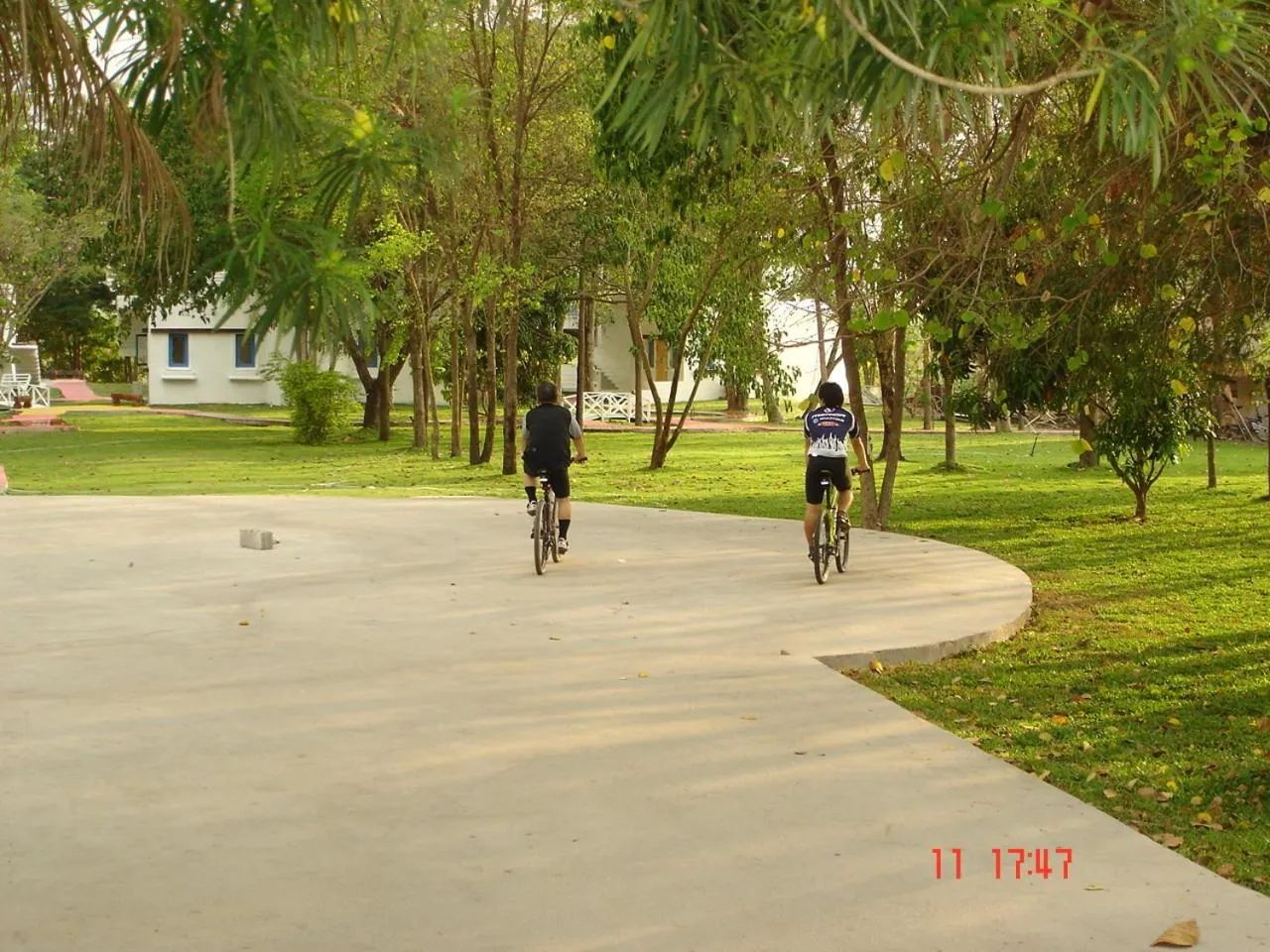 Scenic Riverside Resort